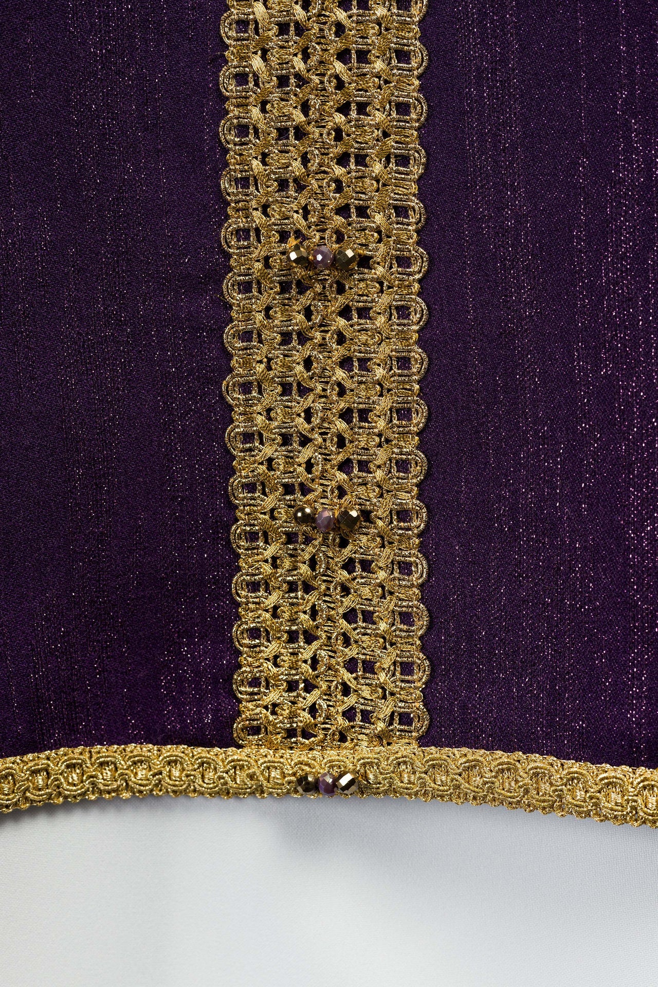 Ręcznie wykonany ornat z naturalnymi kamieniami Handmade 7015 Fioletowy - ORNATY.PL