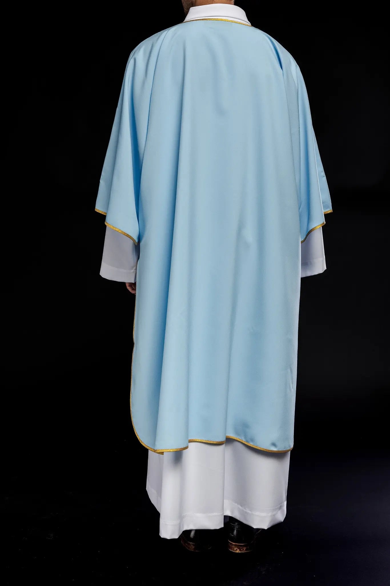 Smooth dalmatics with gold trim blue
