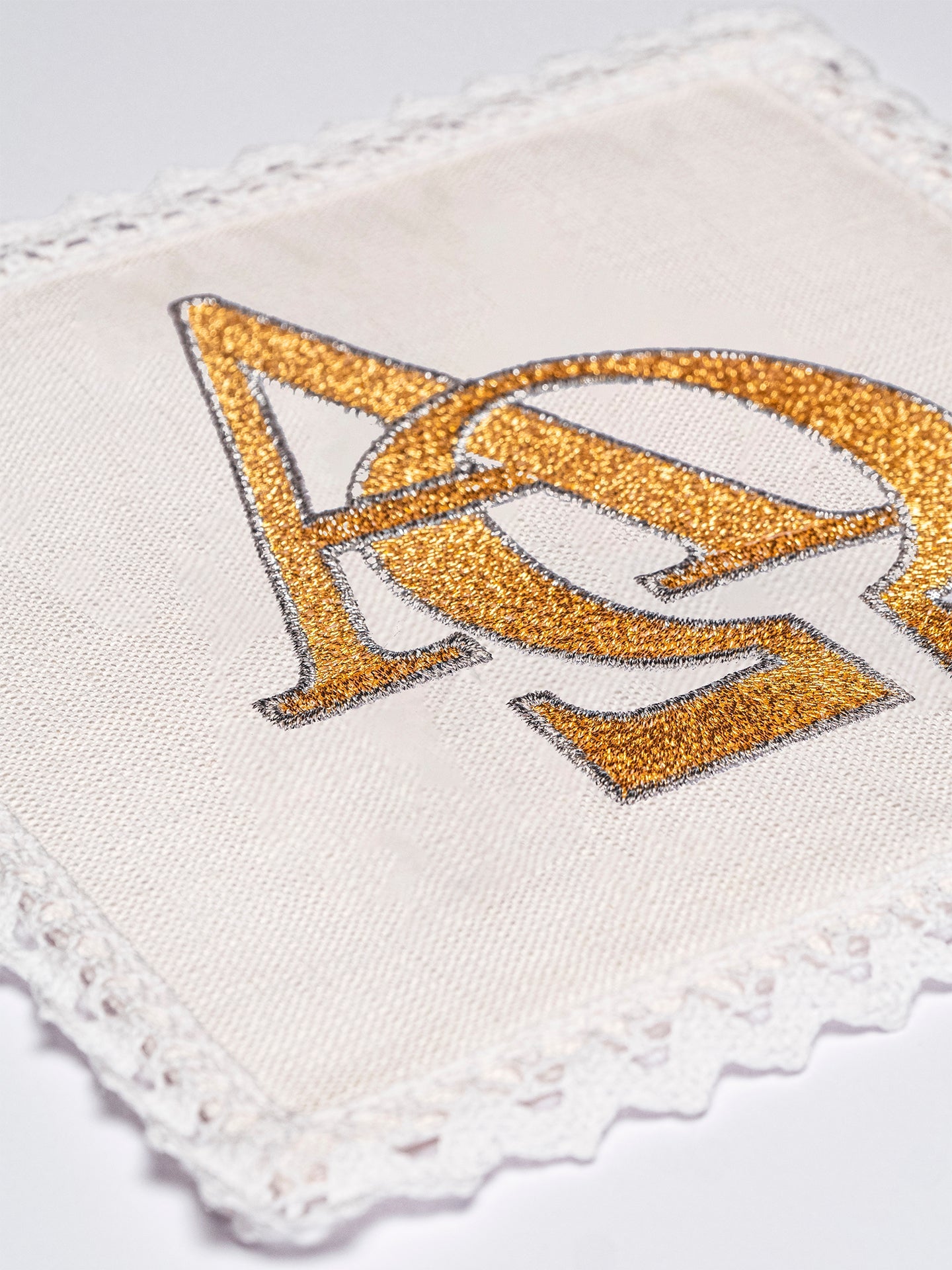 Chalice linen with ALFA and OMEGA symbols