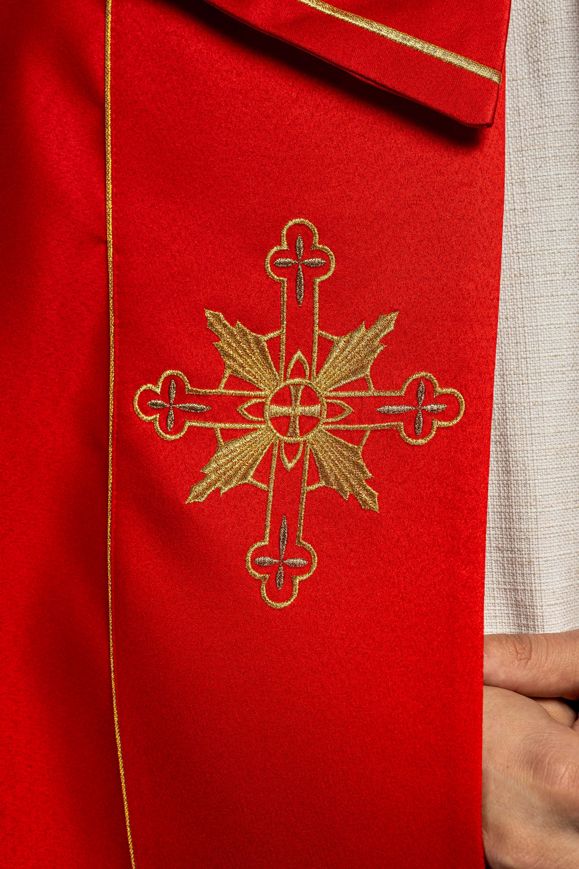 Kapa eucharystyczna monogram IHS Czerwona - ORNATY.PL