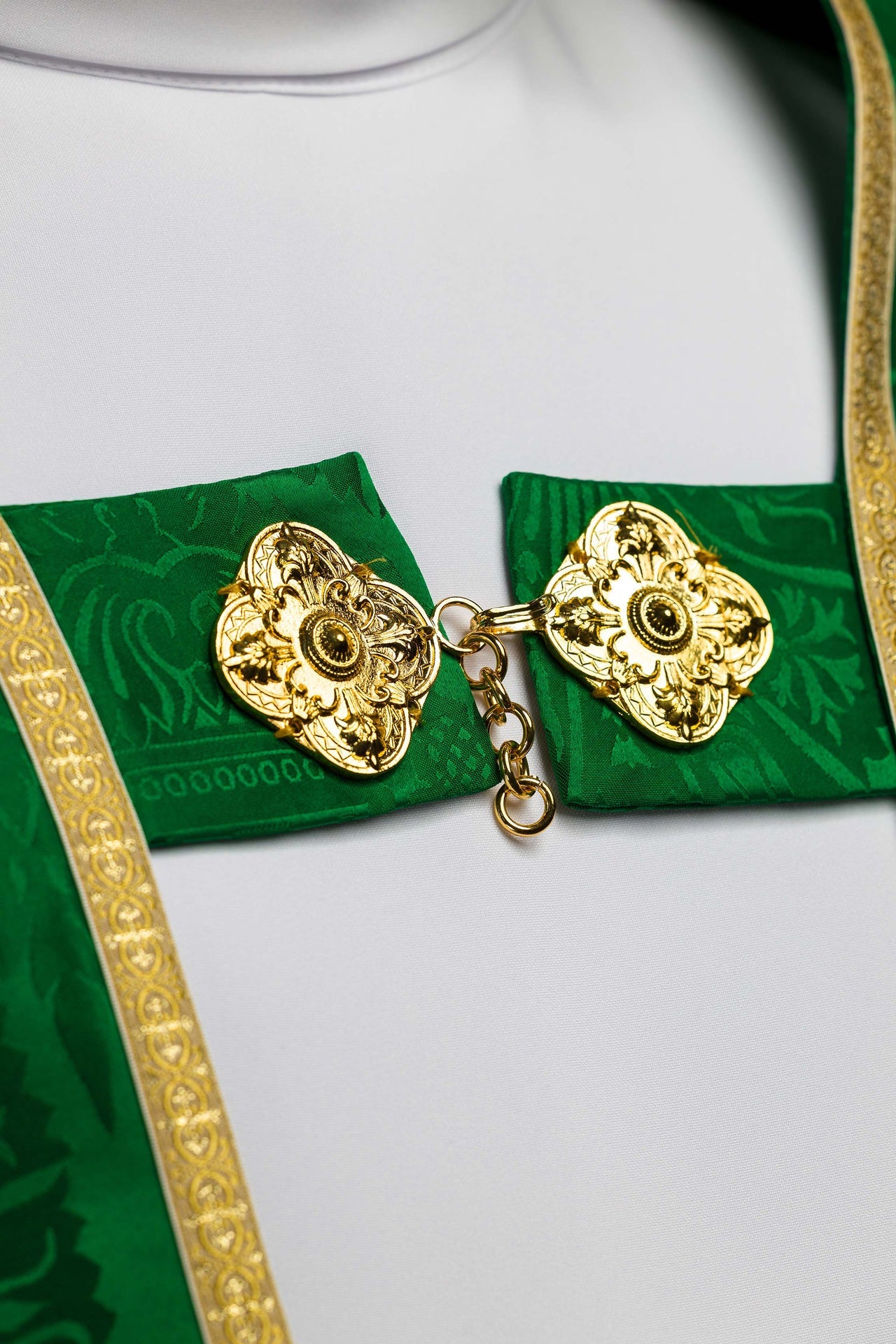 Żakardowa kapa rzymska gładka Zielona - ORNATY.PL