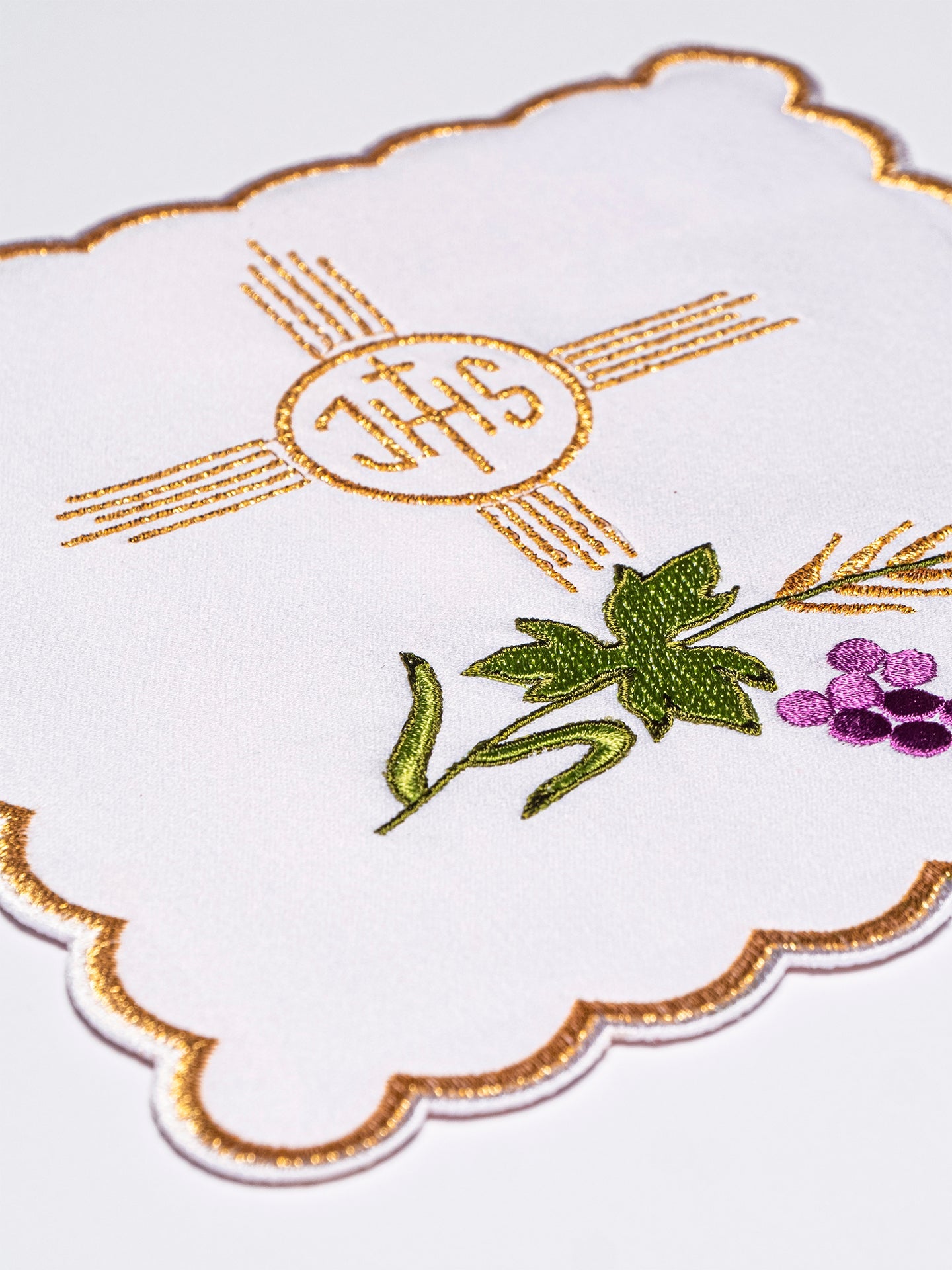 Chalice linen embroidered Cross and IHS