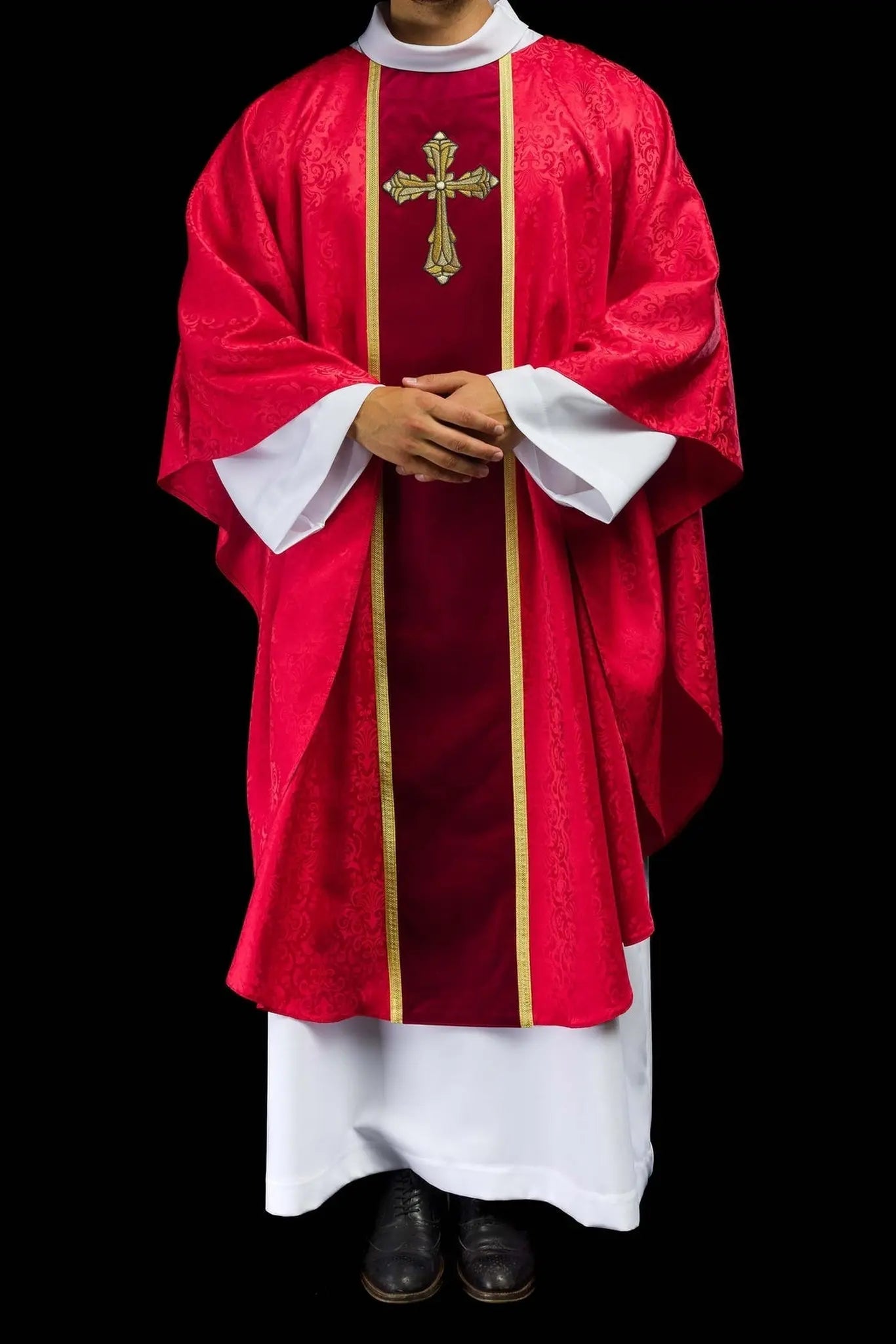 Liturgical red chasuble with band and embroidered cross on jacquard fabric