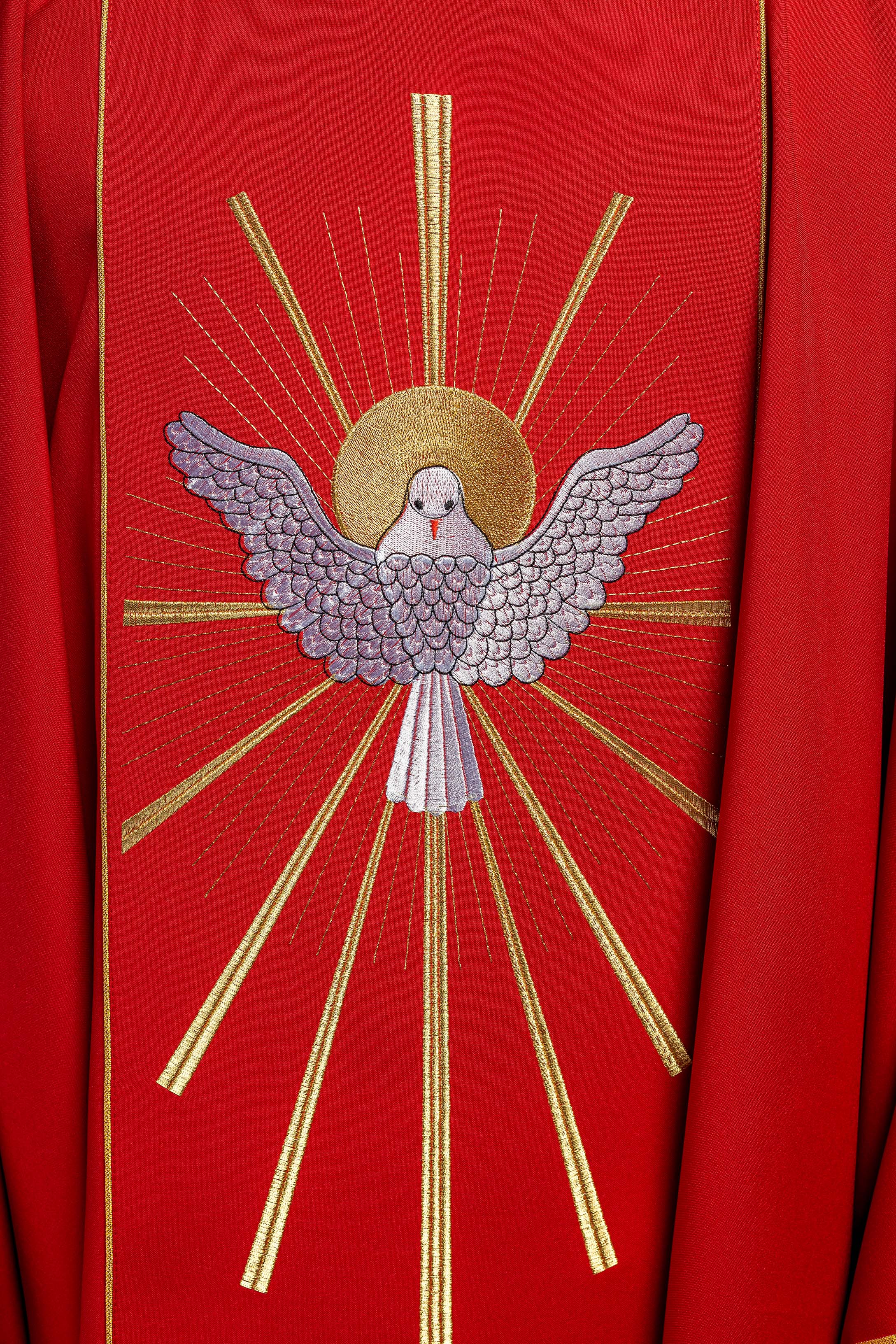 Embroidered chasuble with the Holy Spirit in red
