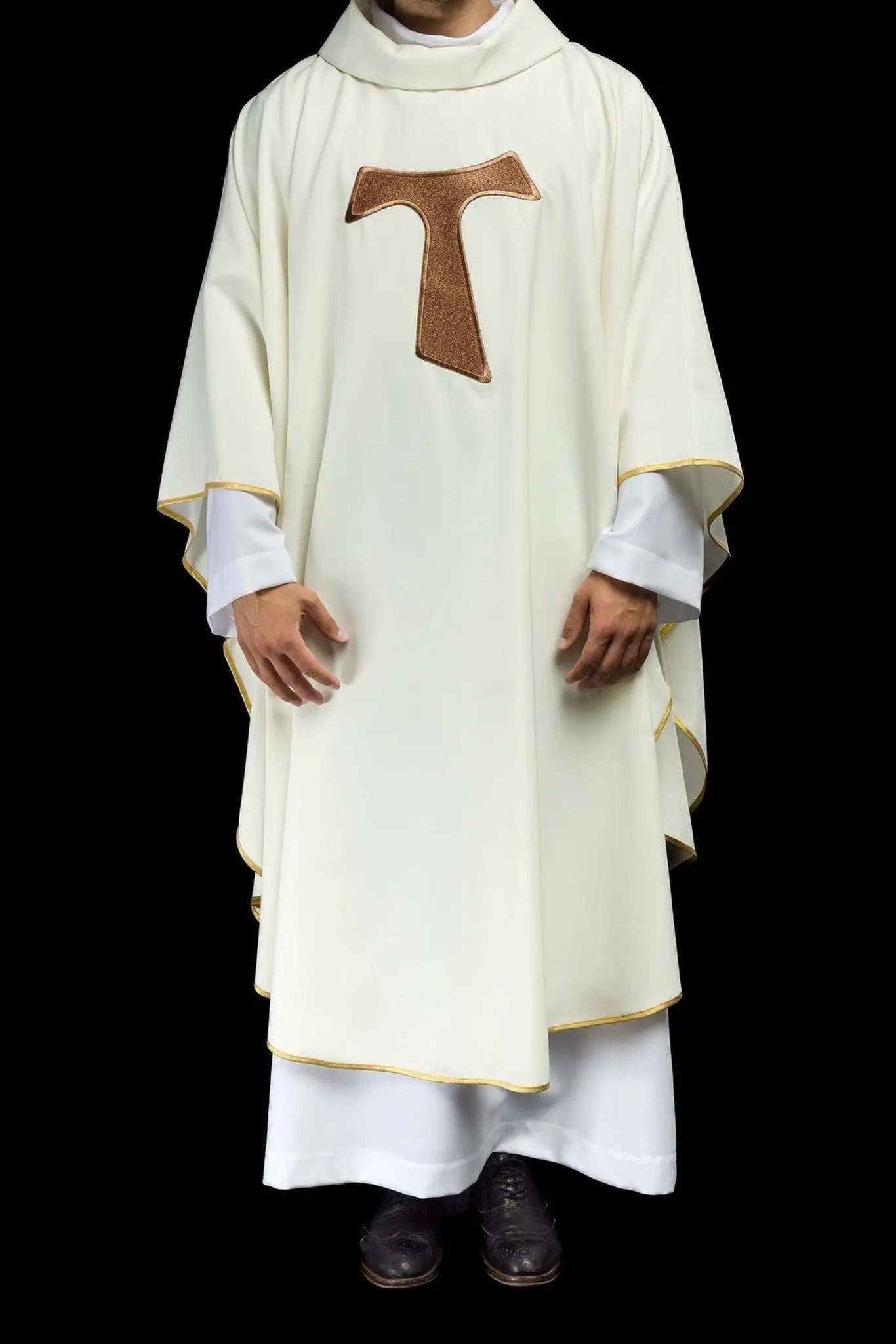 Liturgical chasuble with Franciscan cross