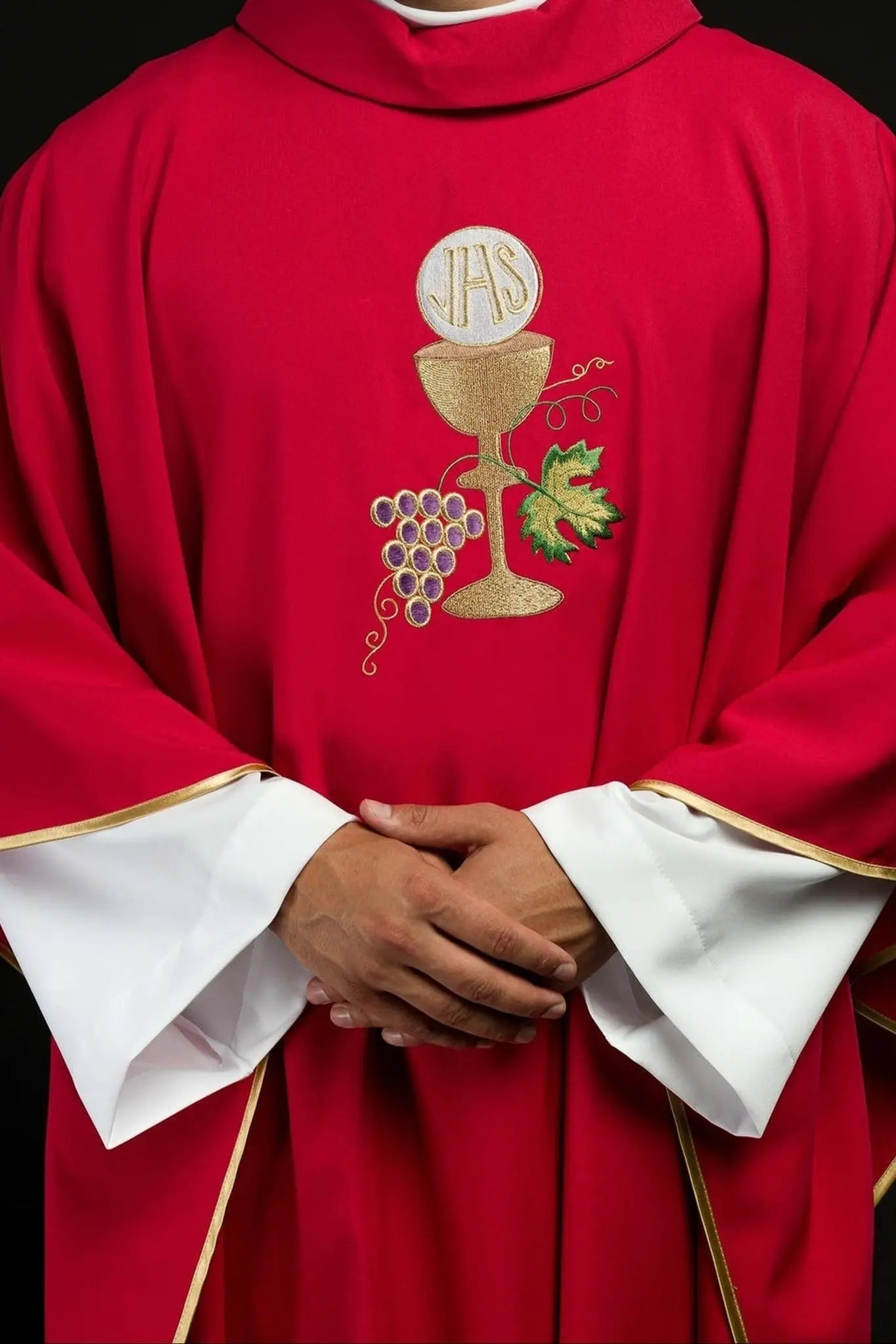 Chasuble chalice Cross and grapes ecru