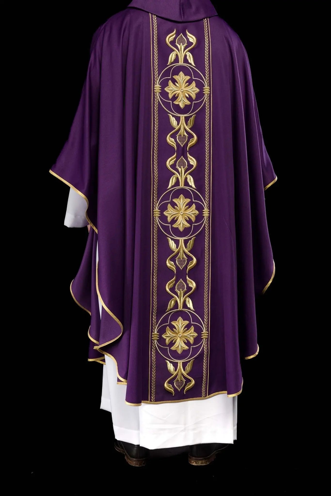 Embroidered Purple Chasuble with Decorative Band