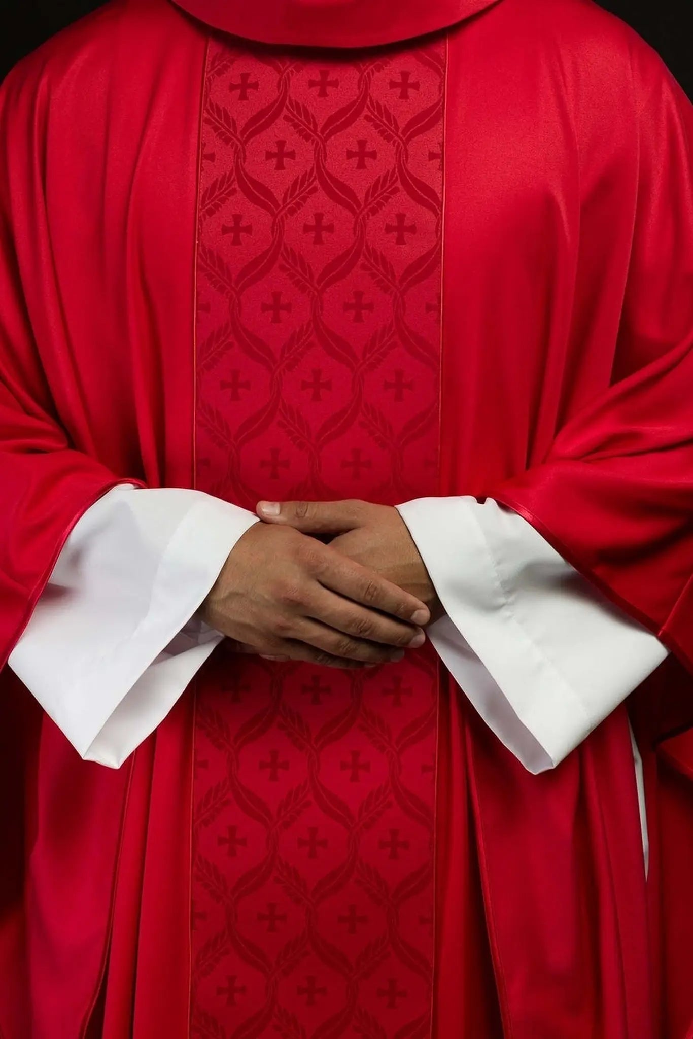 Red Chasuble with Jacquard Cross-patterned Band