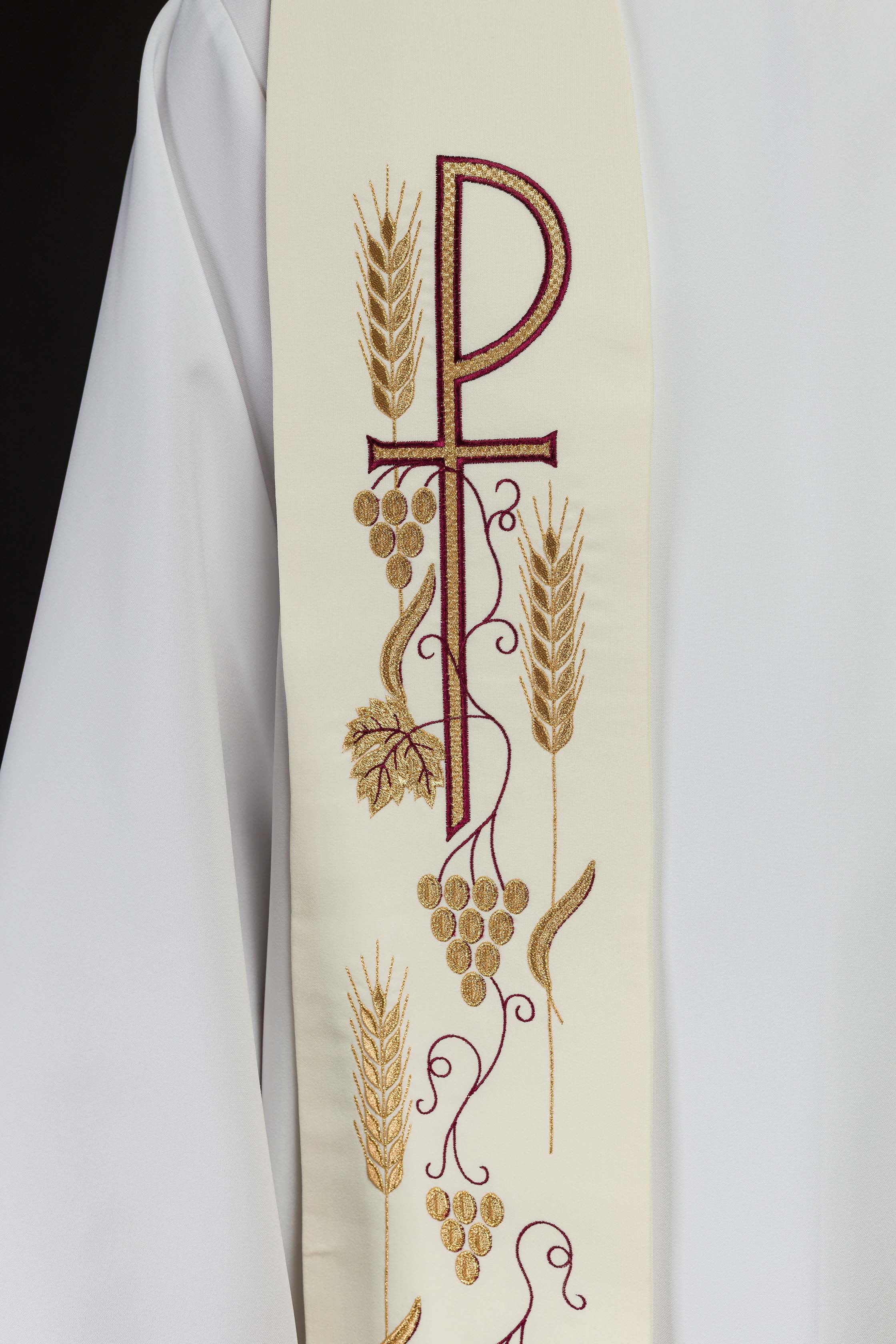 Priestly stole embroidered cross with grapes ecru