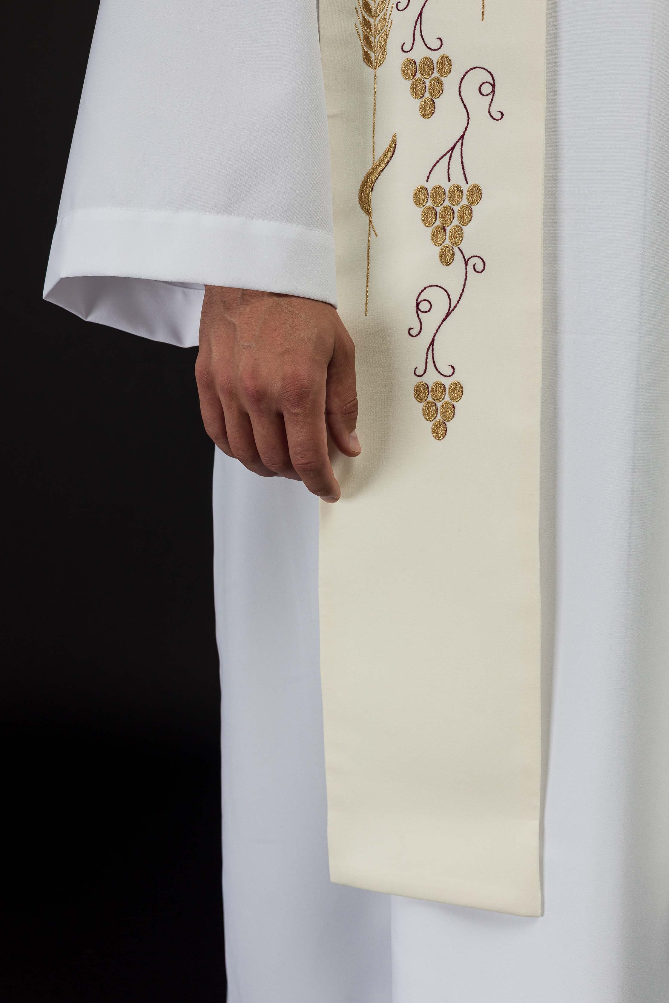 Priestly stole embroidered cross with grapes ecru