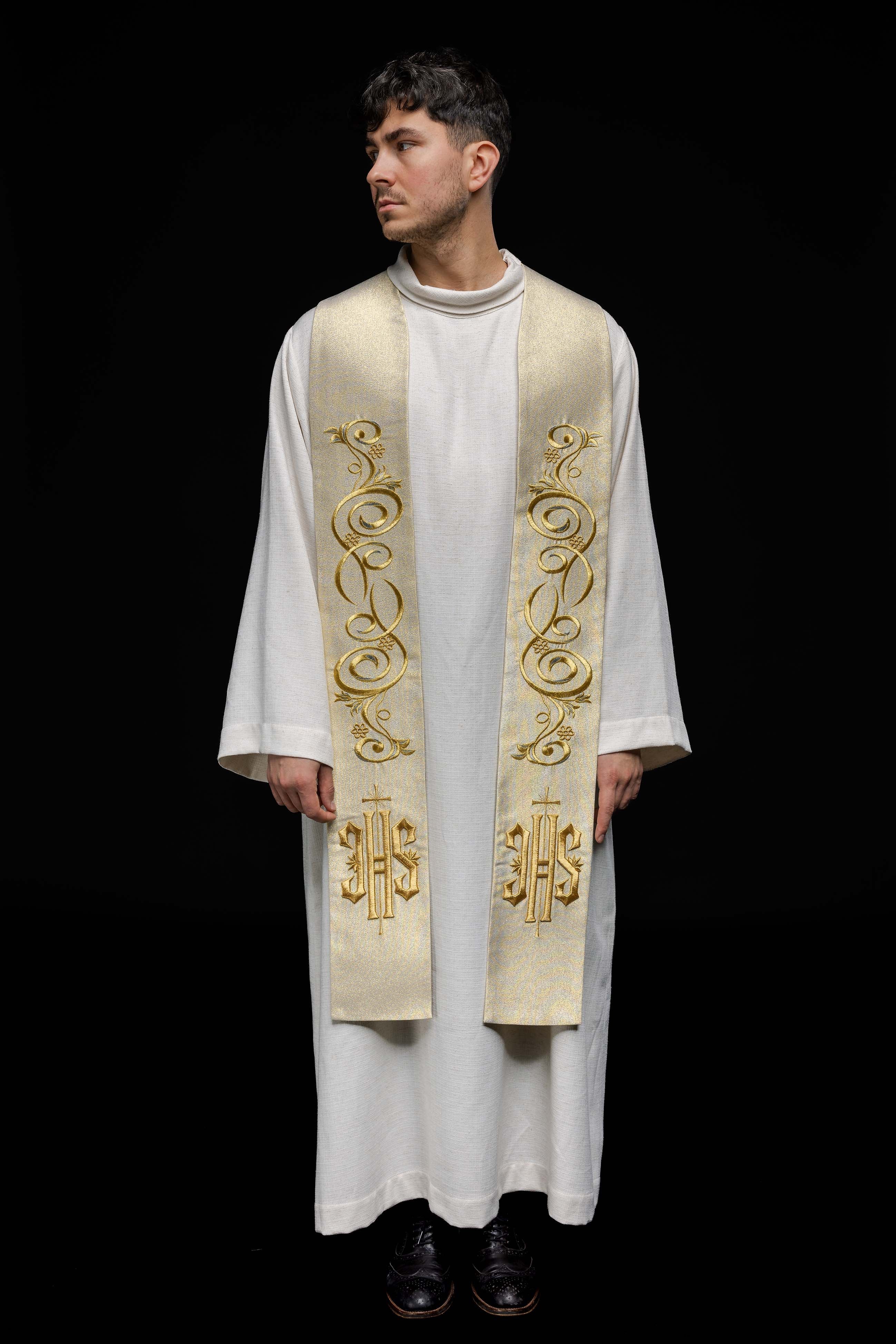 IHS embroidered stole in gold
