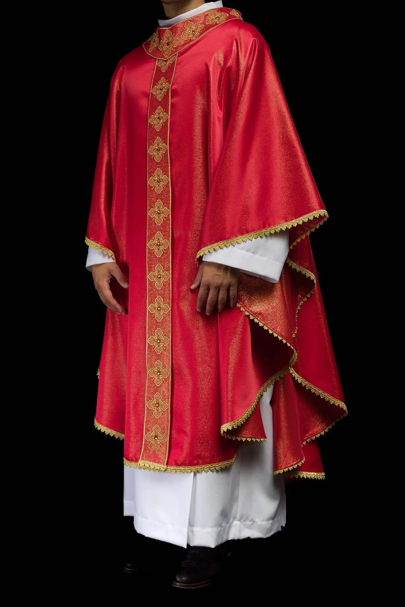 Chasuble in red with embroidered belt and collar decorated with stones