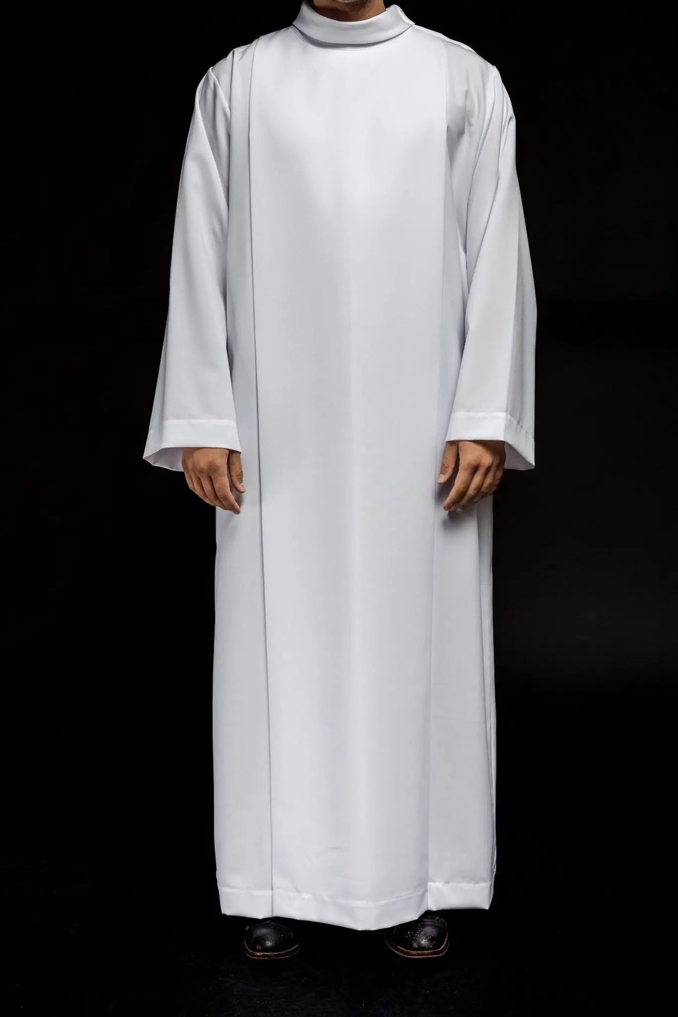 Plain turtleneck priest's robe White