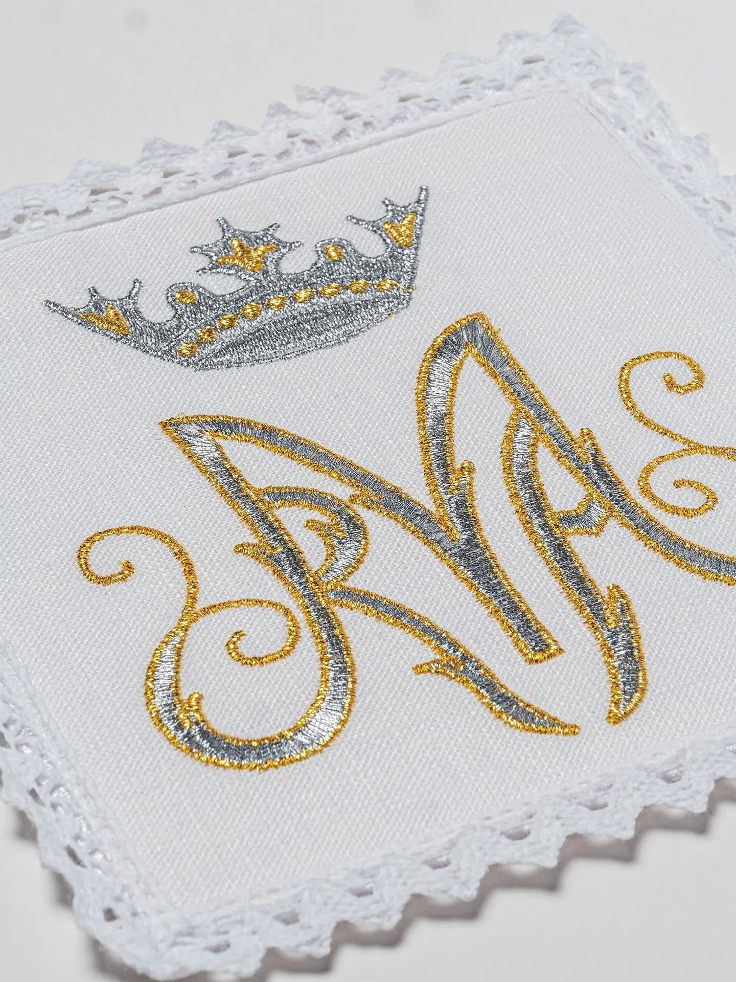 Marian linen chalice linen