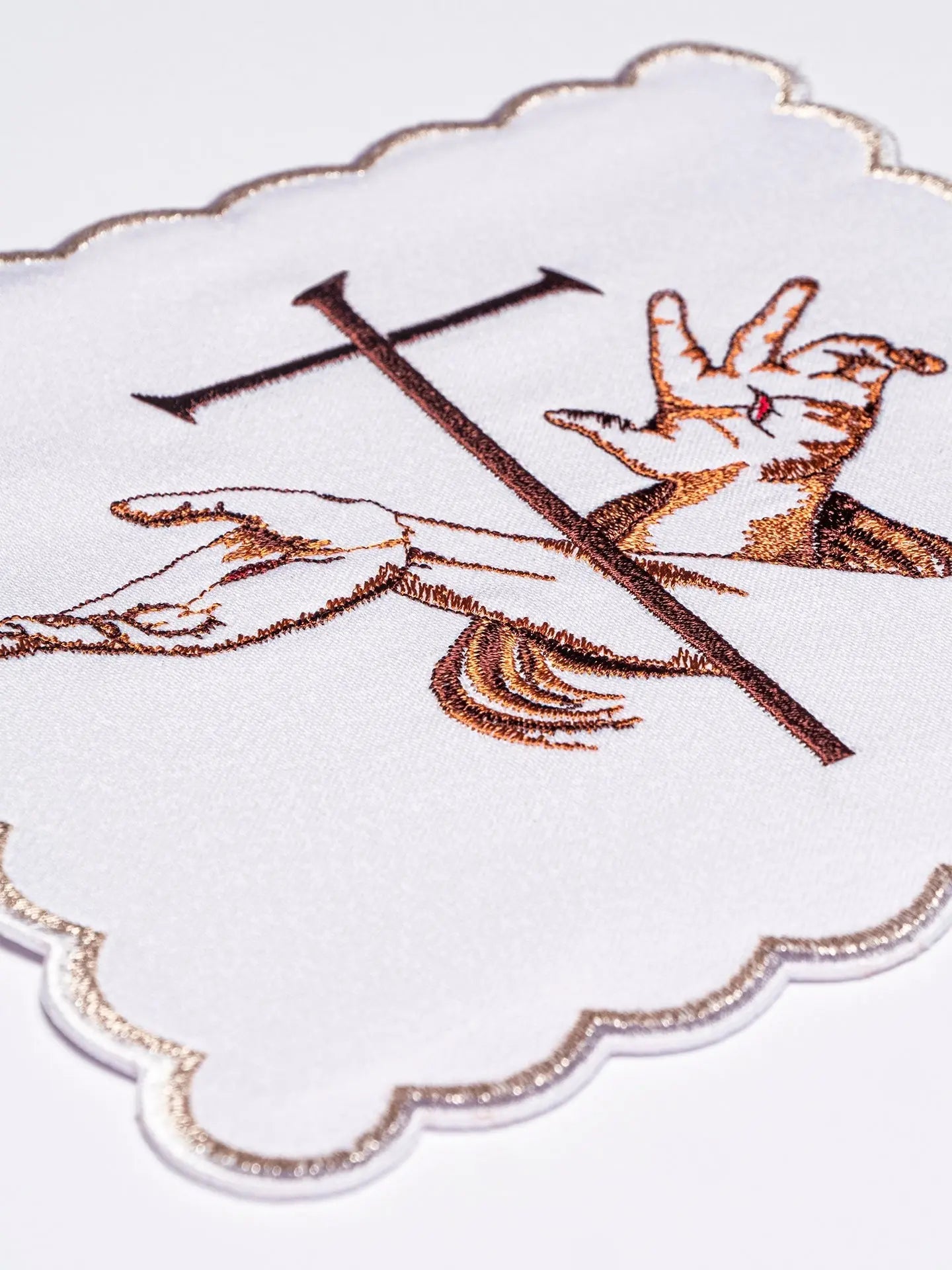 Chalice linen with Franciscan symbol