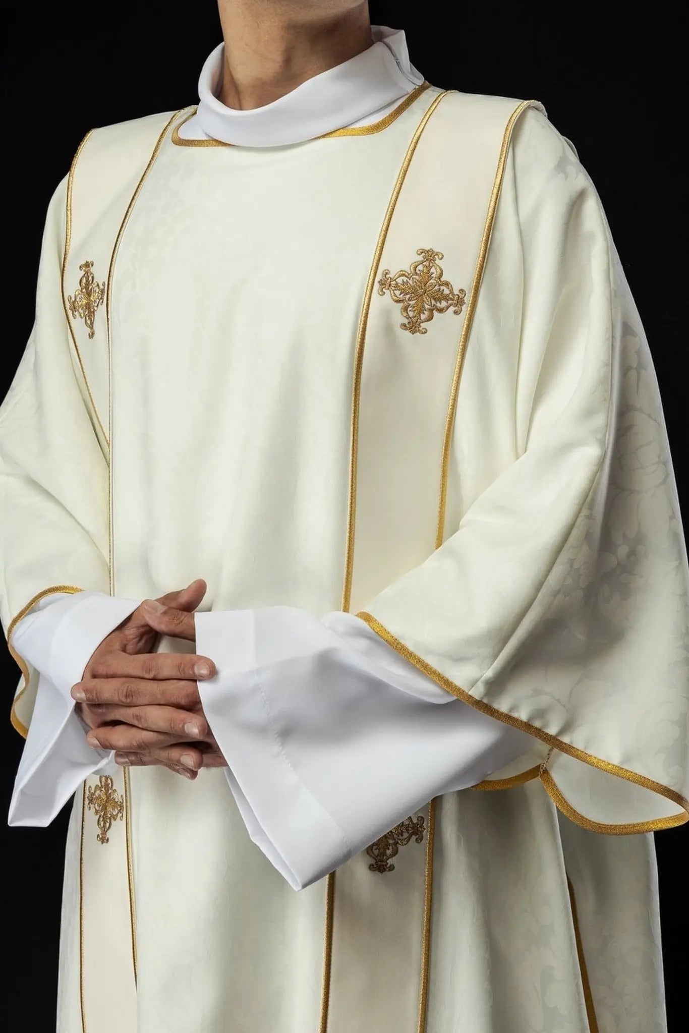 Dalmatics with Bands and Gold Embroidered Crosses on Ecru Jacquard