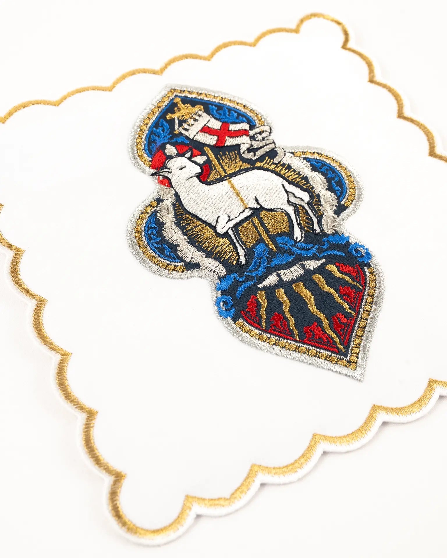 Embroidered Chalice Linen Set for Easter with Lamb of God - HAFTINA ATELIER