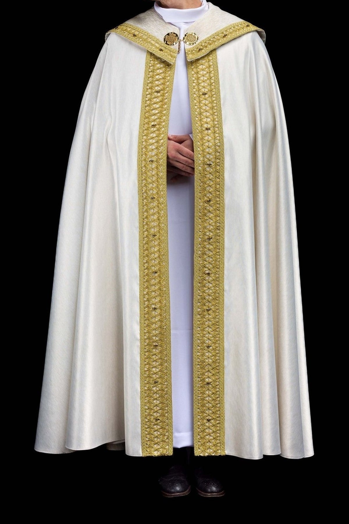 Marfim ecru capa de asperges com bordado dourado, vista frontal