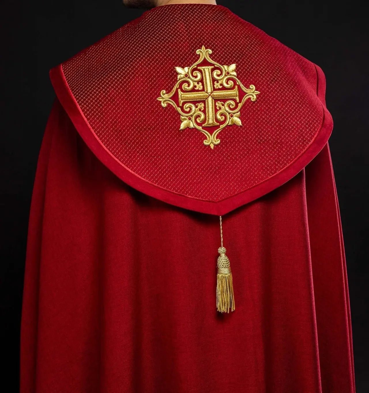 Liturgical cape with red velvet belt and embroidery of crosses