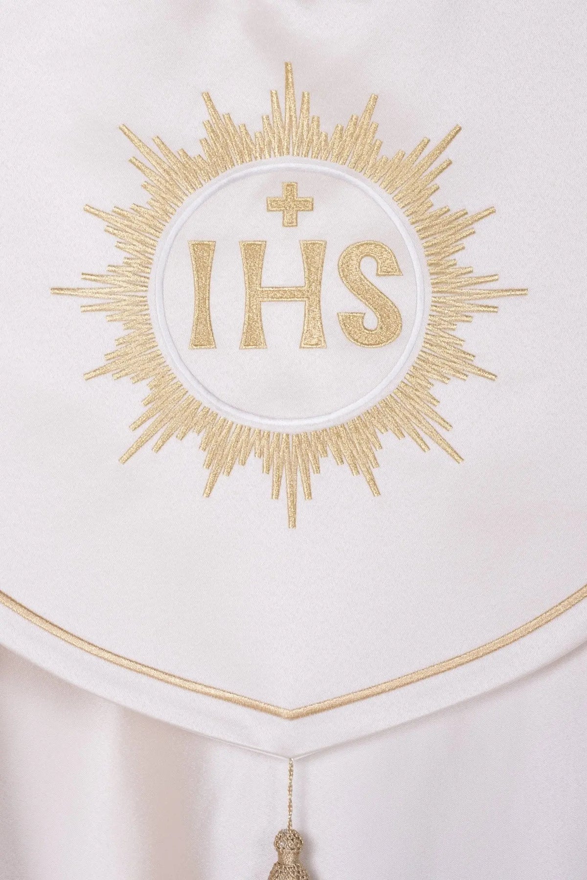 Ecru Eucharistic cope with IHS embroidery, close-up view