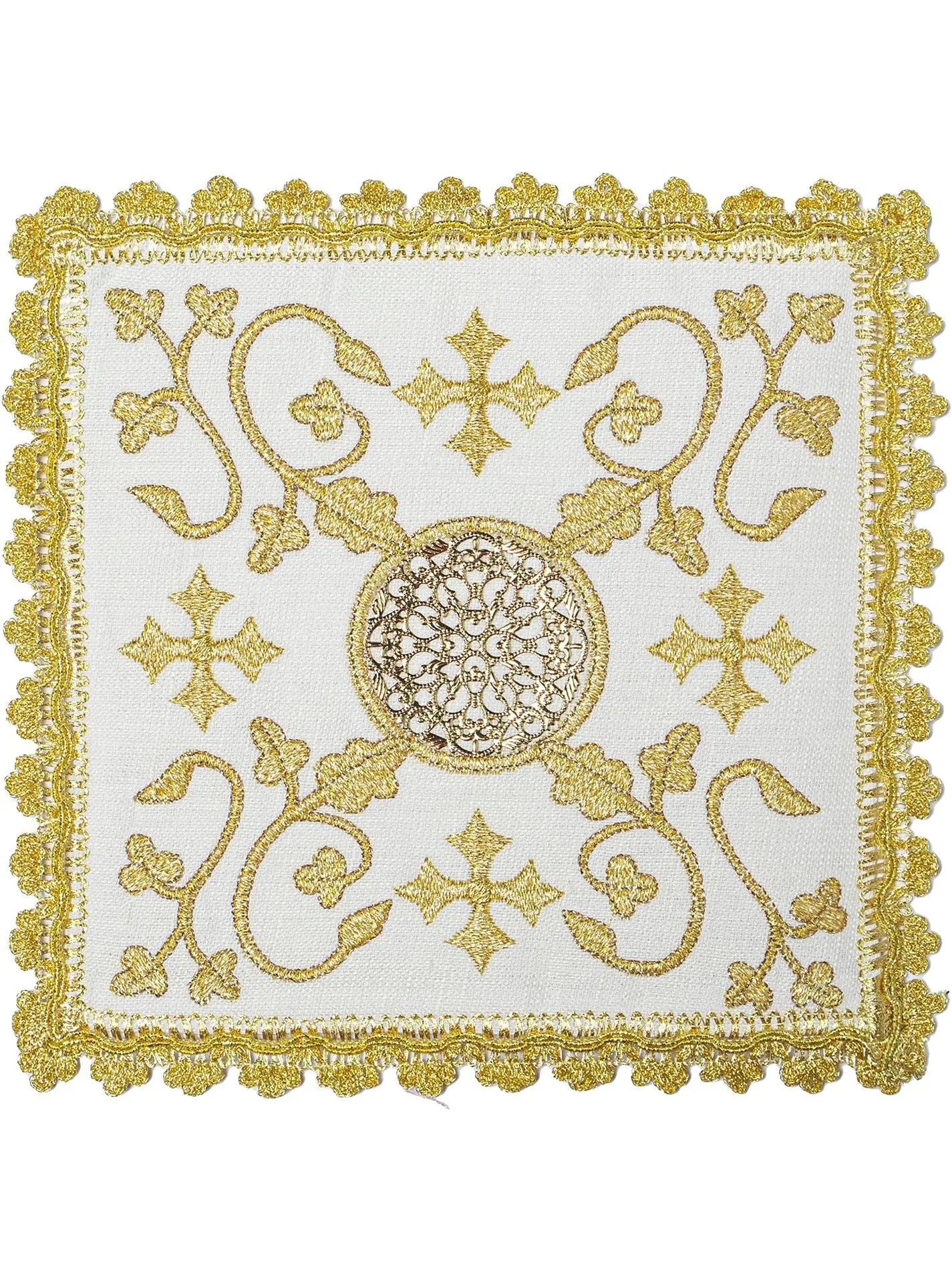 Richly embroidered cup set