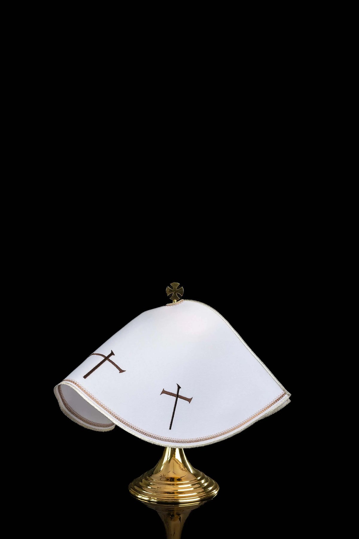 White ciborium veil with brown crosses, back view