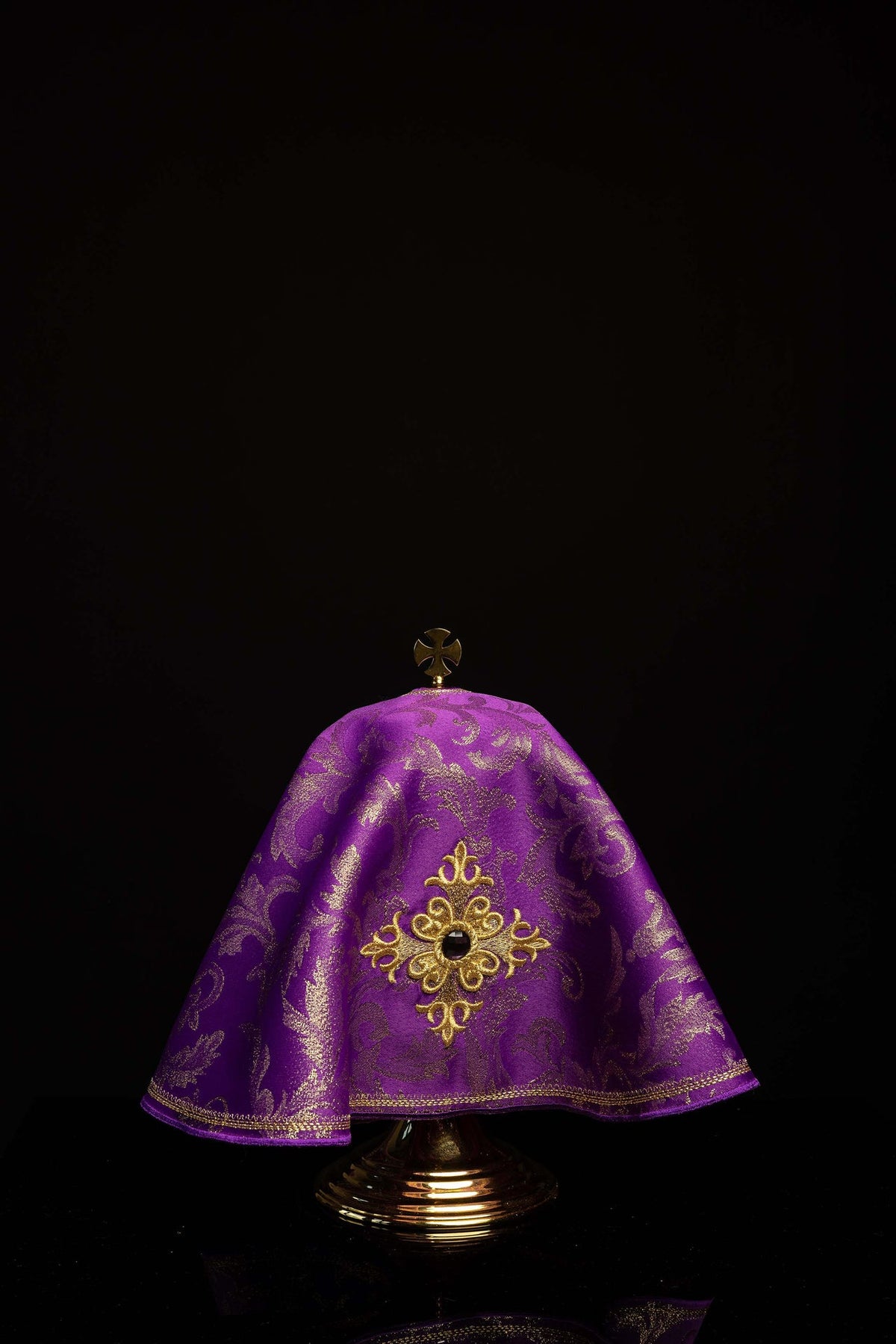Purple ciborium veil with embroidered cross, full front view