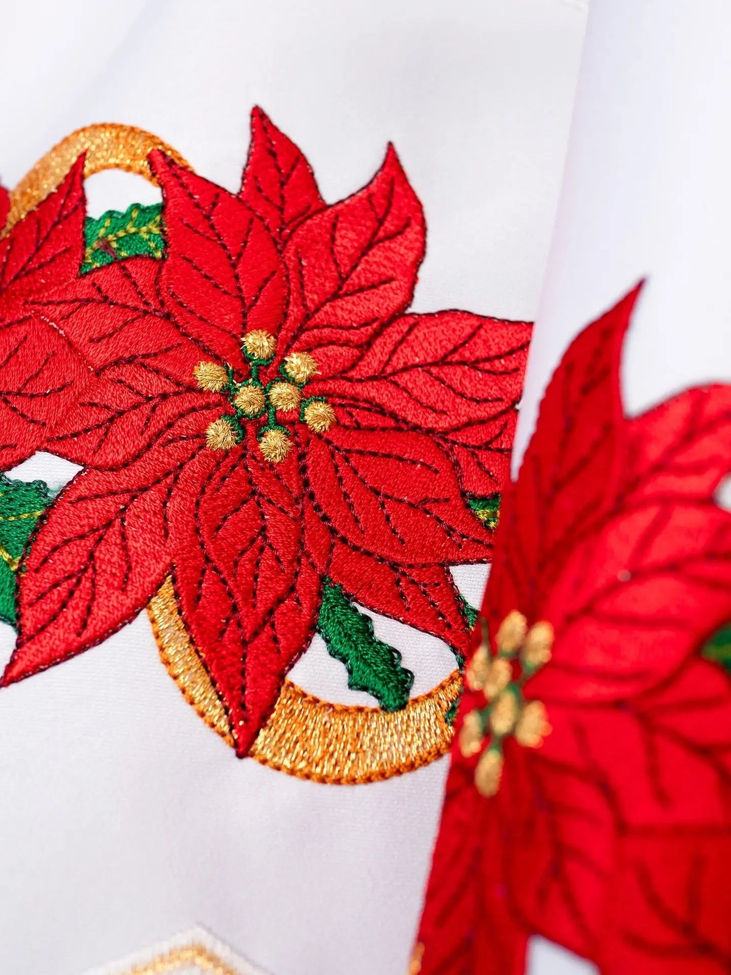 Metre with front embroidery Star of Bethlehem White