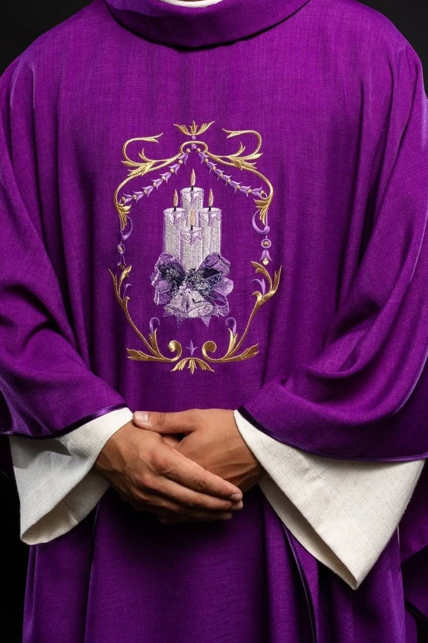 Advent chasuble with candle embroidery