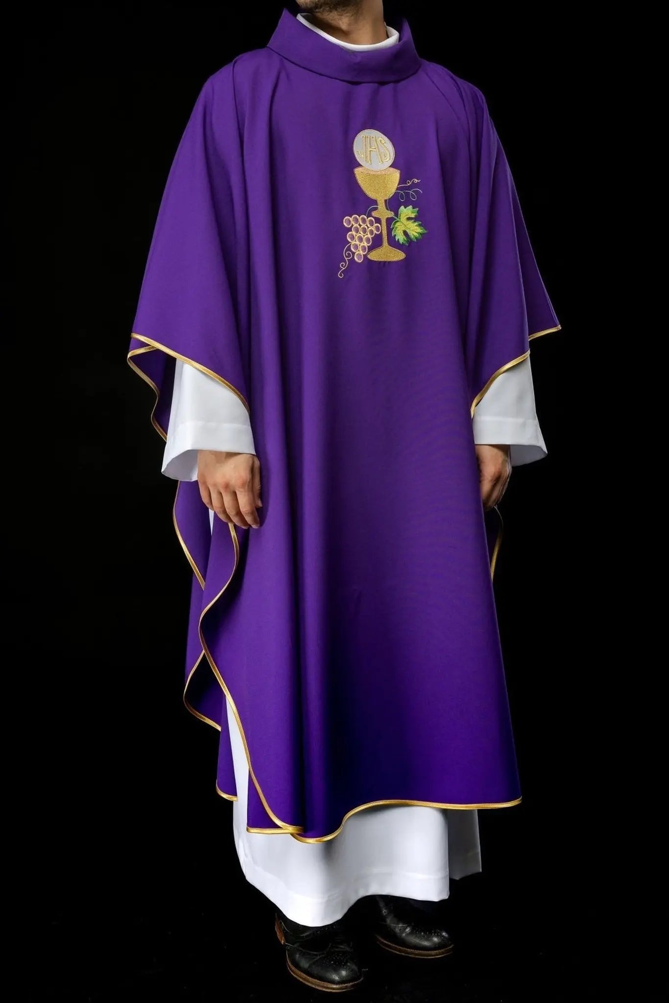 Chasuble purple Chalice and grape