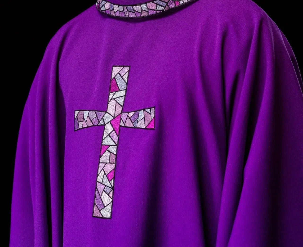 Chasuble Purple with Cross Mosaic