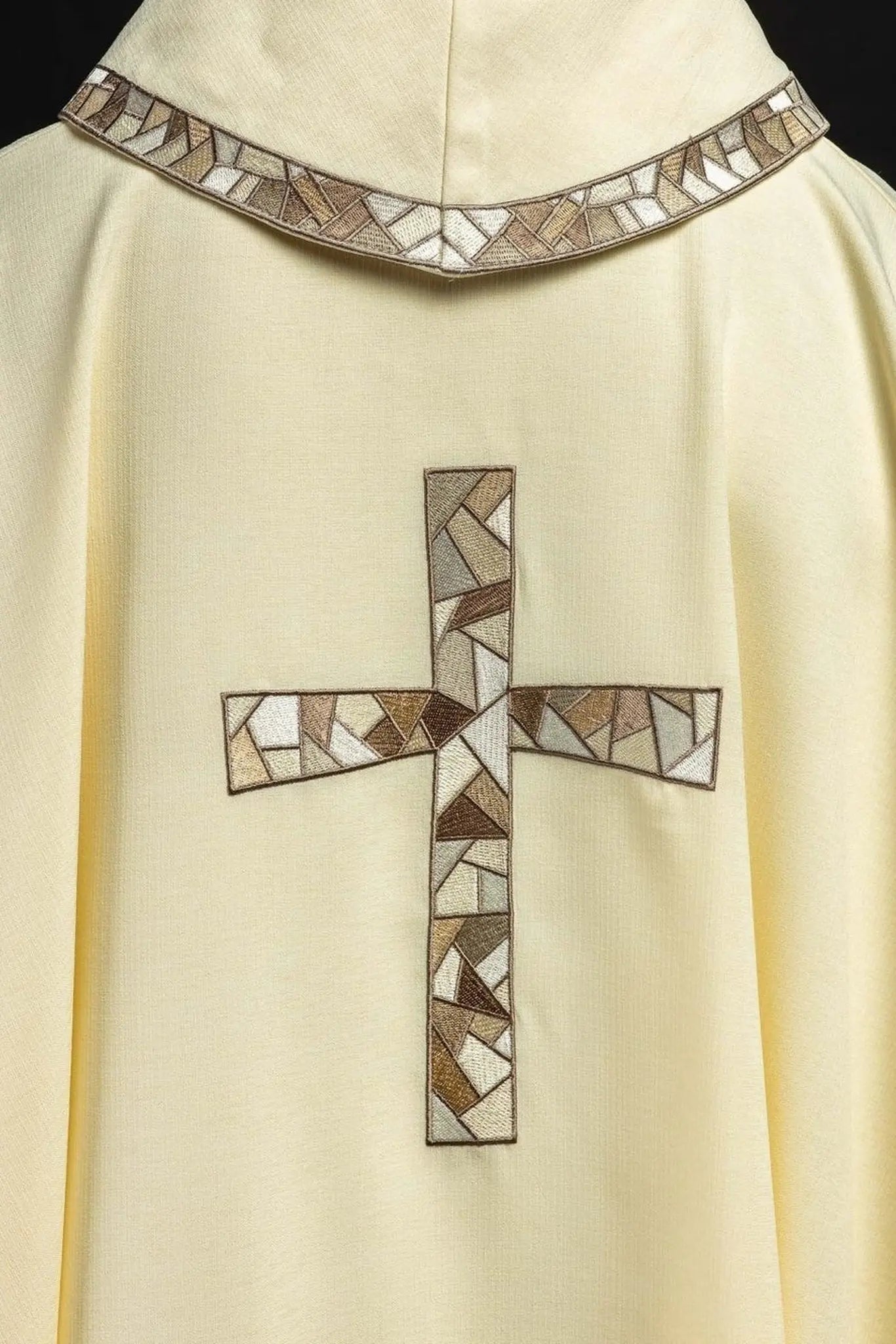 Embroidered cross ecru chasuble