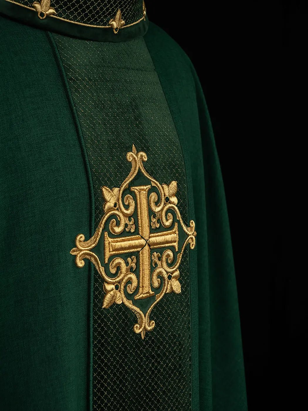 Chasuble embroidered on velvet with the symbol of the Green Cross