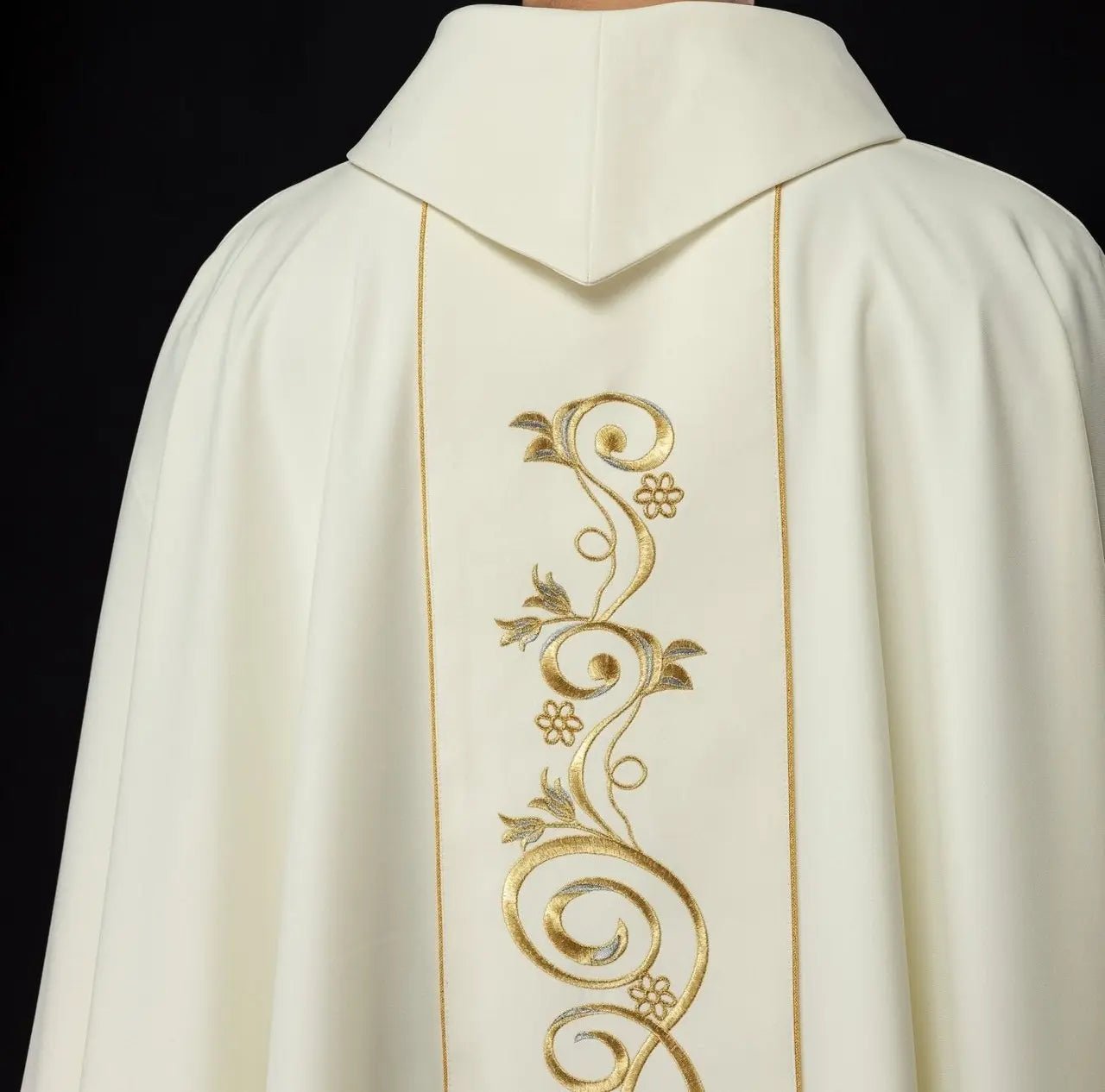 Embroidered chasuble with the image of Our Lady of Guadalupe