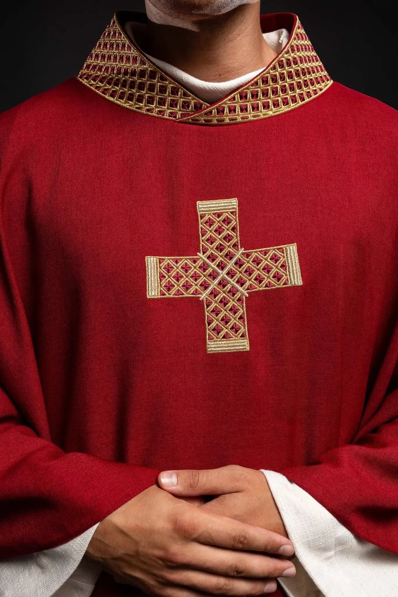 Chasuble in red with embroidered crosses and collar