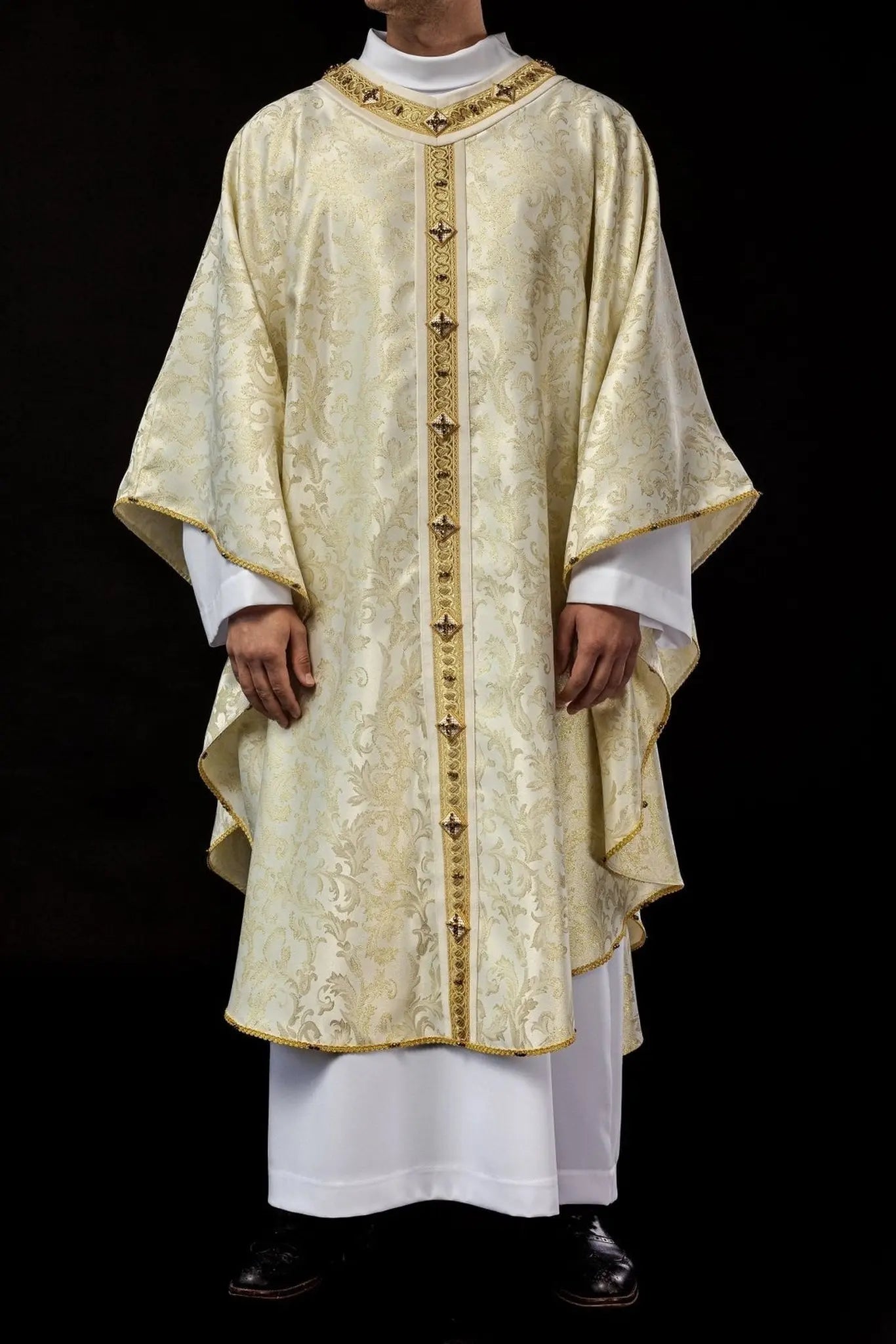 Handmade Chasuble with Natural Stones – Handmade 7003 Collection