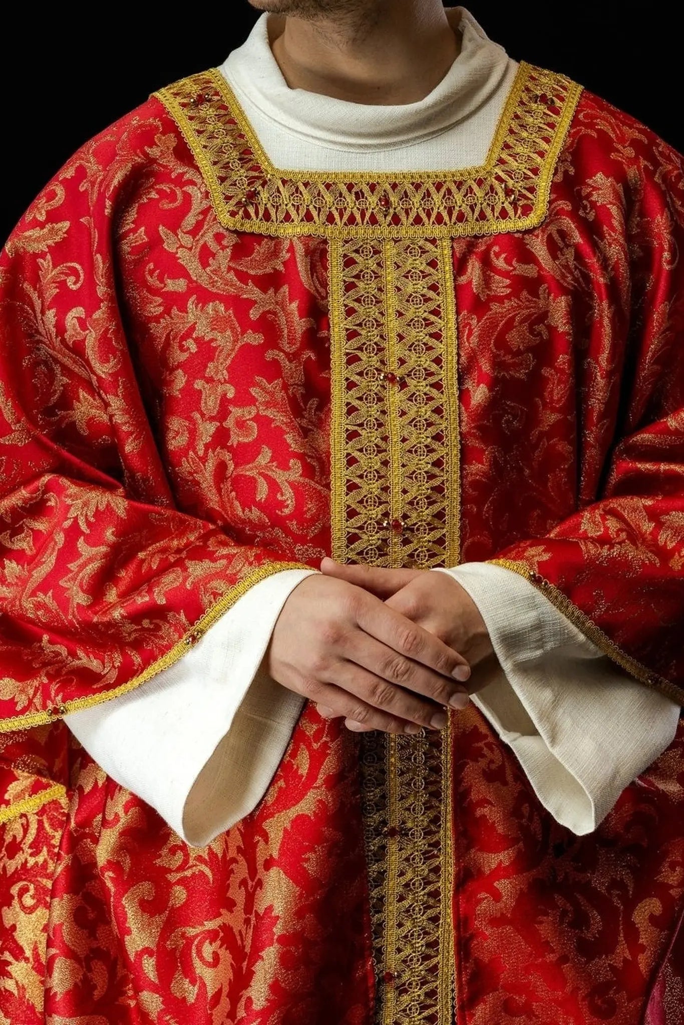Handmade Chasuble with Natural Stones – Collection Handmade 7009