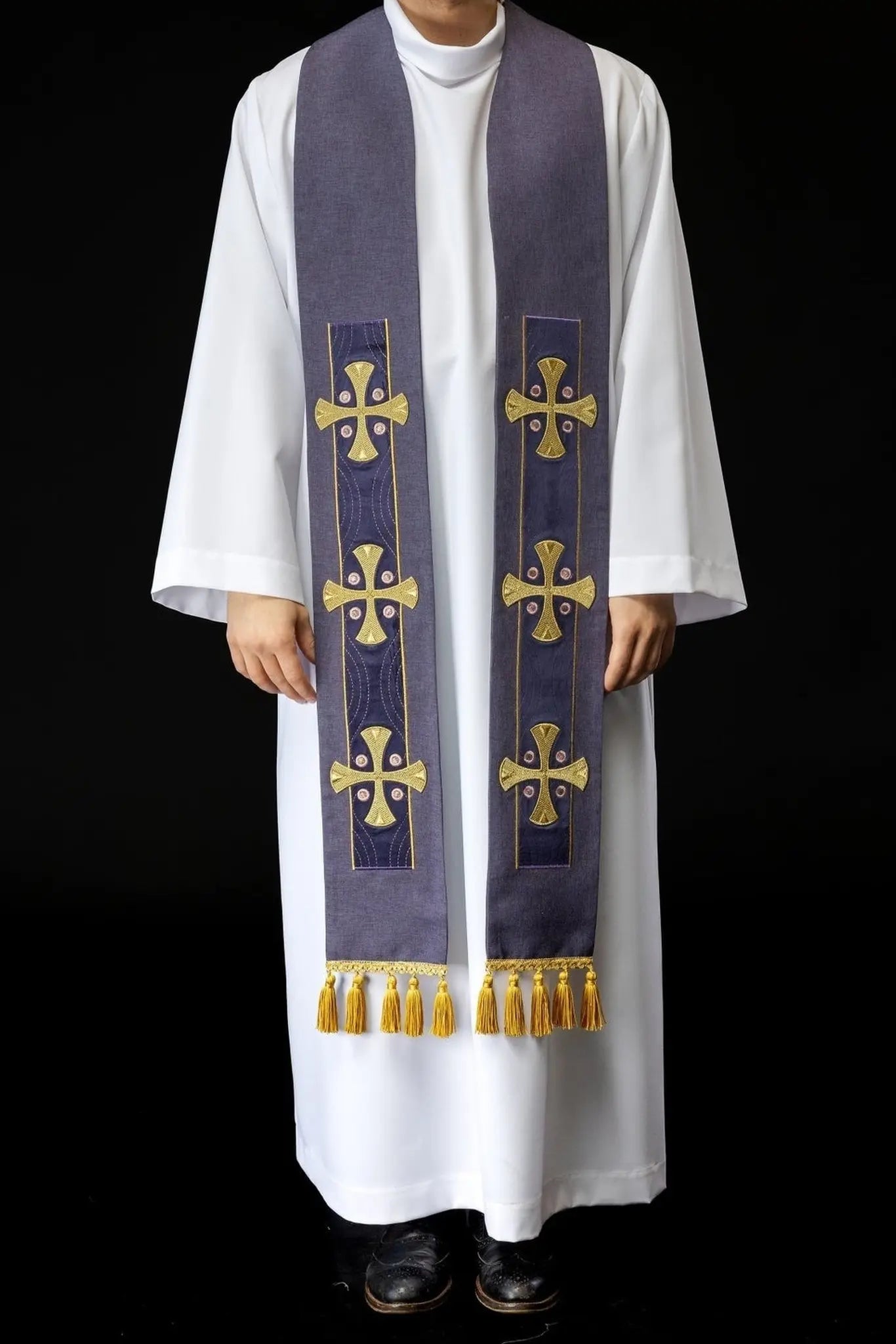 Embroidered stole with crosses purple