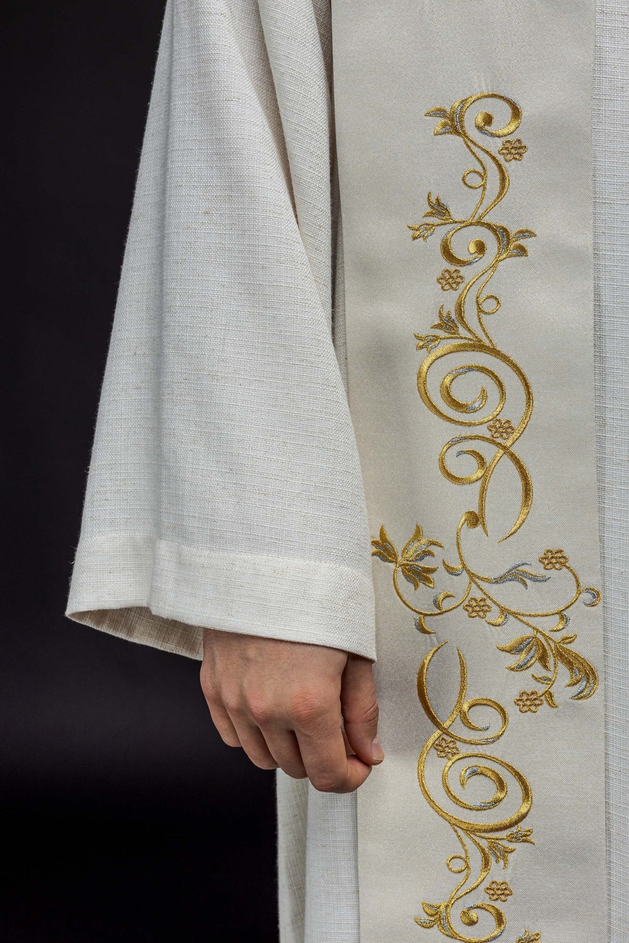 Stuła haftowana z wizerunkiem Świętego Floriana