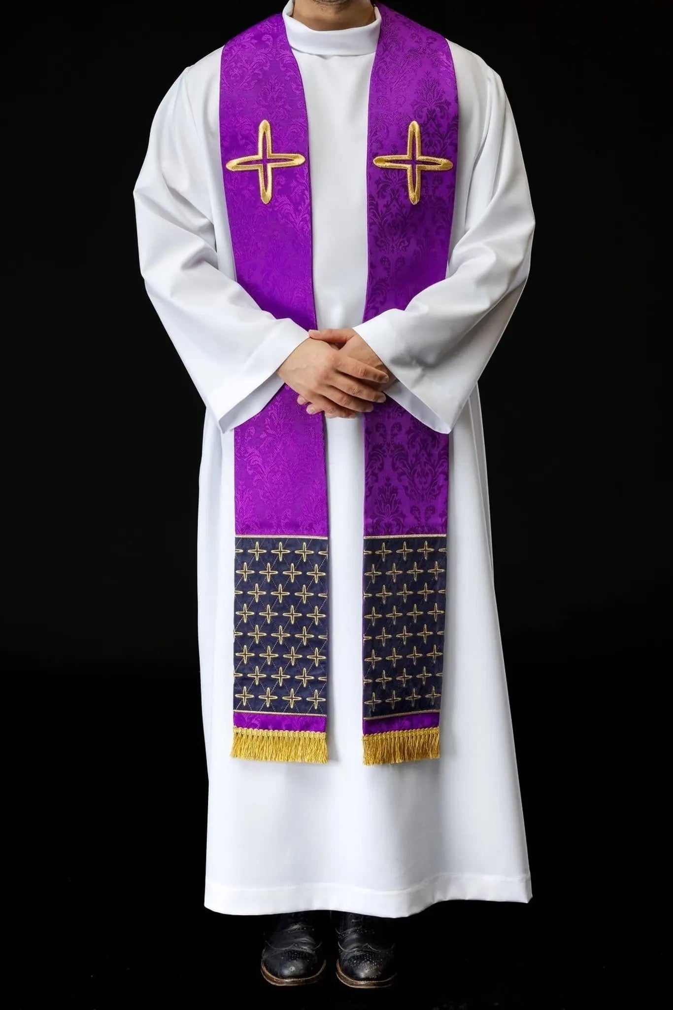 Embroidered jacquard stole with cross motifs purple