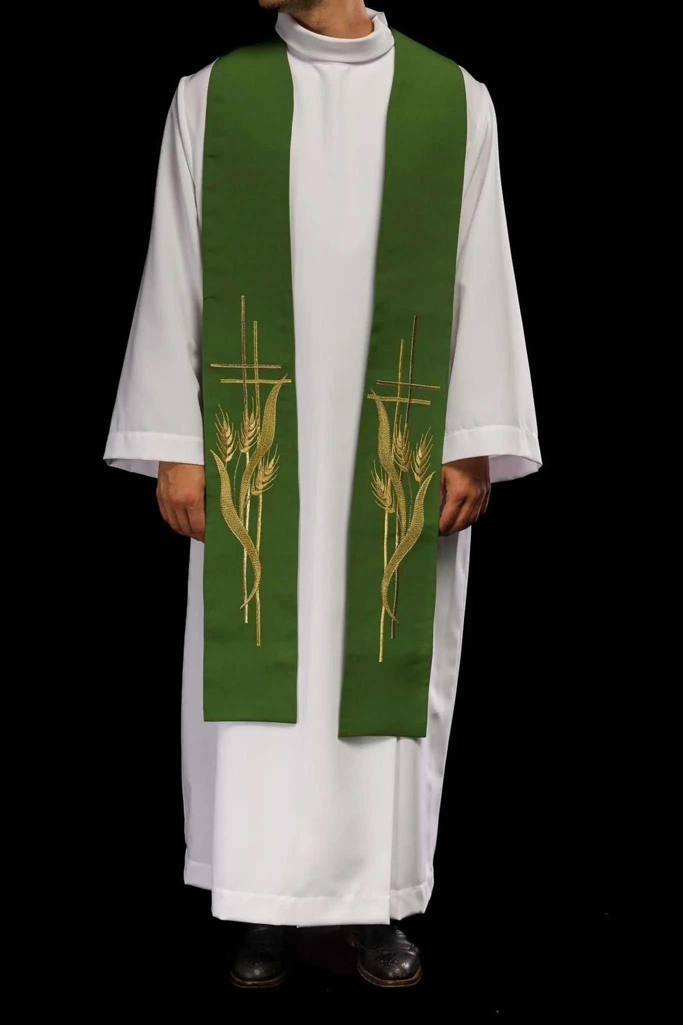 Embroidered green priest's stole