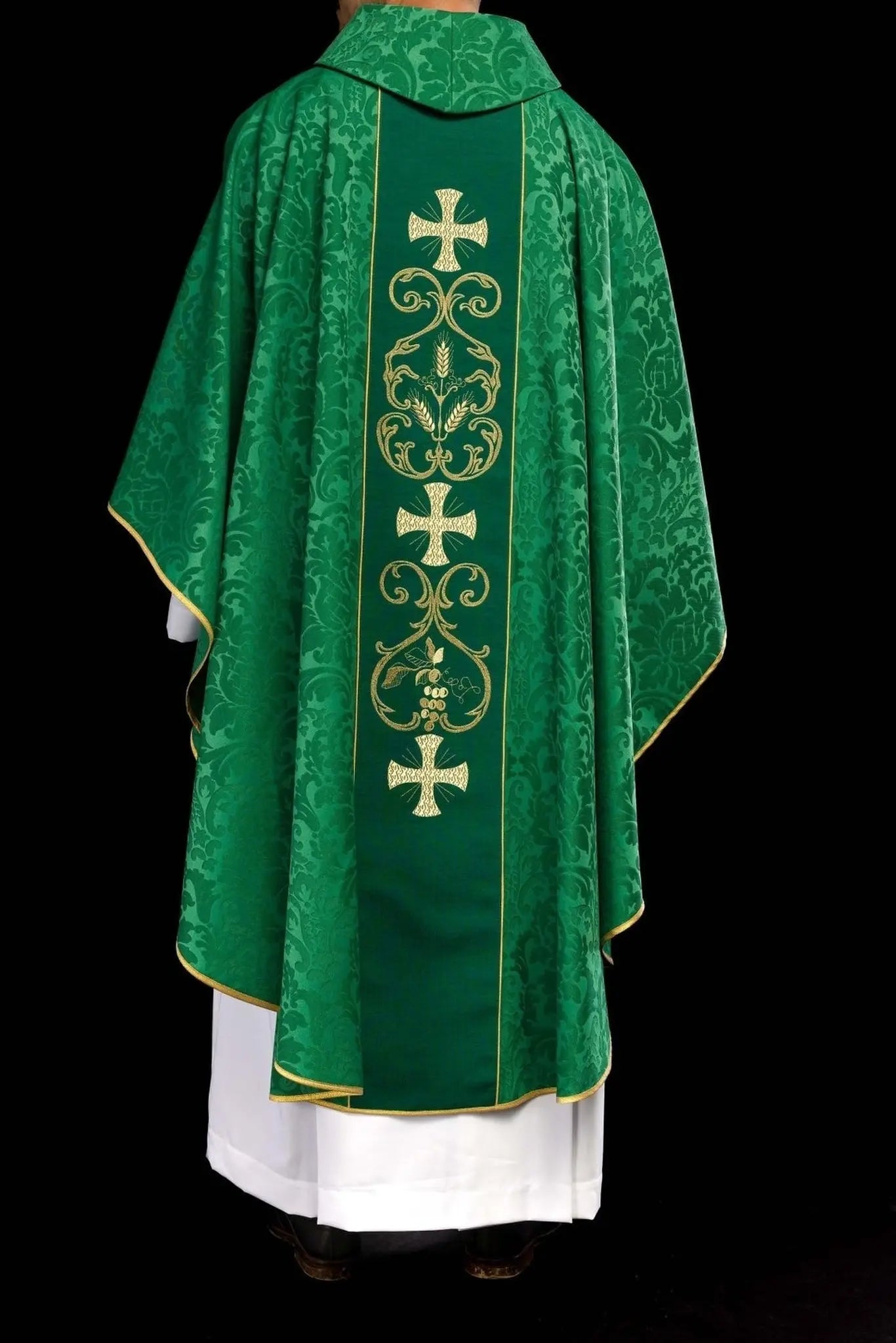 Green liturgical chasuble decorated with embroidered belt