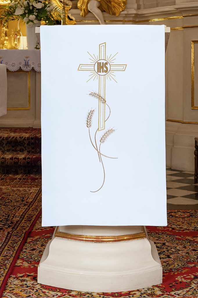 Embroidered lectern napkin with cross and IHS motif