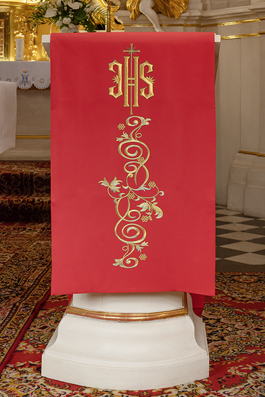 Embroidered lectern napkin with IHS motif