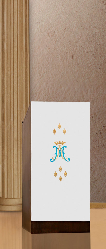 Embroidered lectern napkin with Marian motif