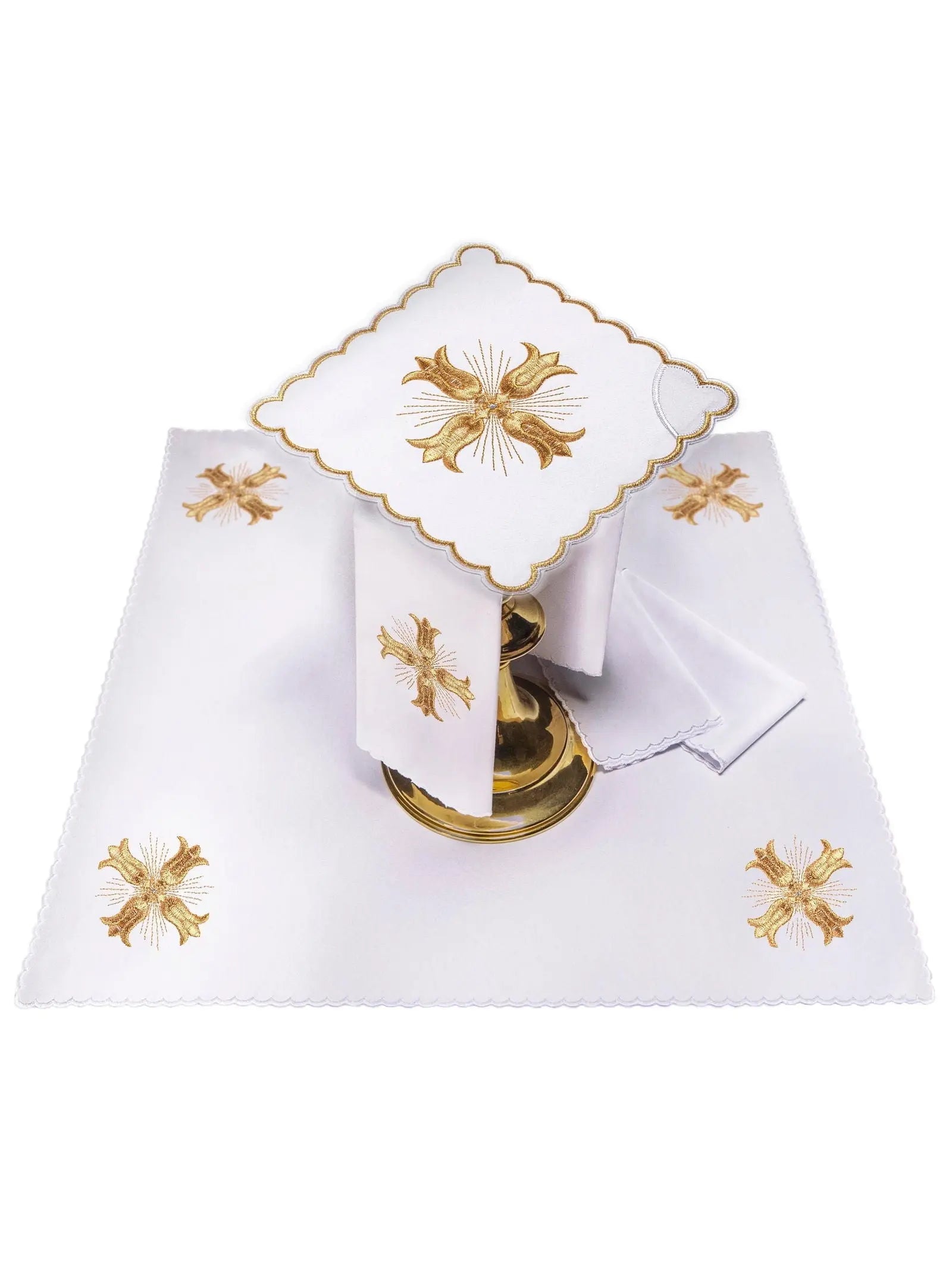 Chalice linen with gold trim