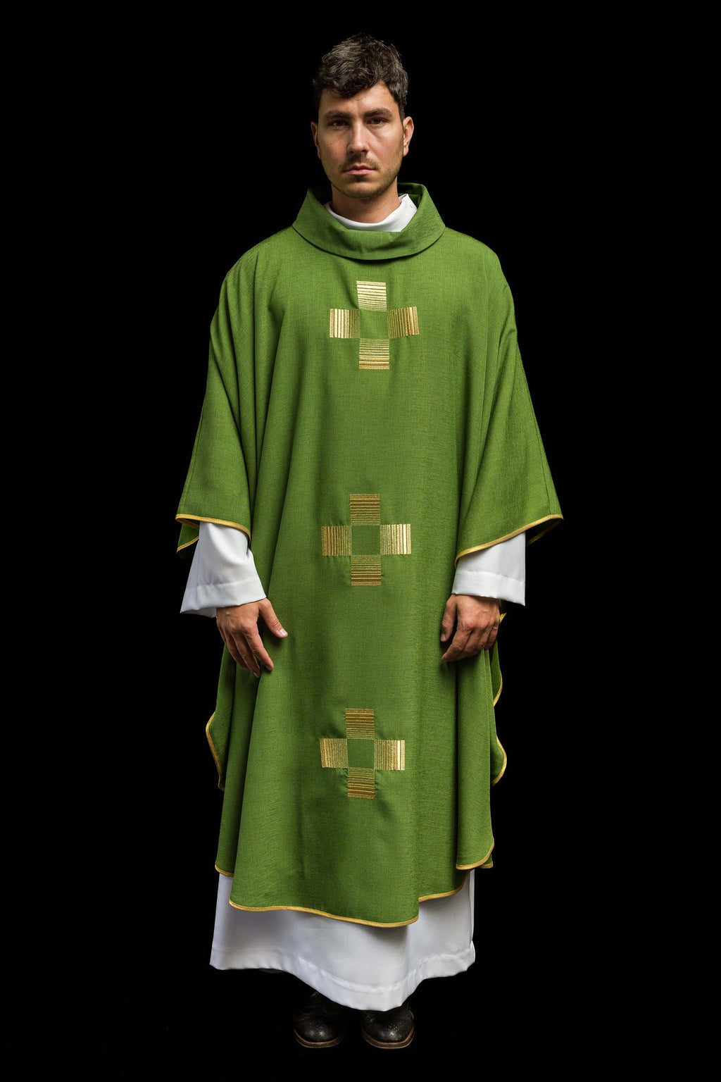 Chasuble with embroidered Crosses in green