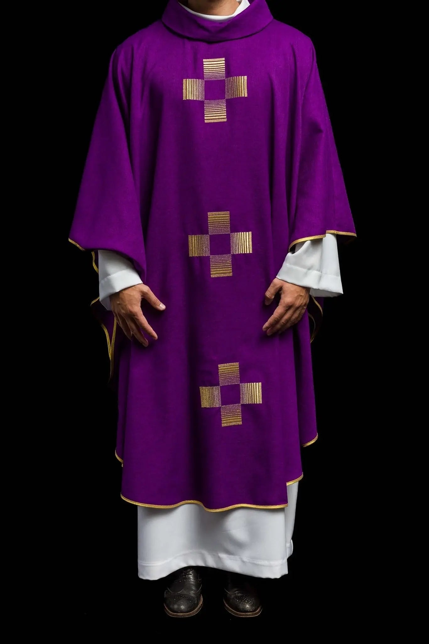 Chasuble with embroidered Crosses in purple