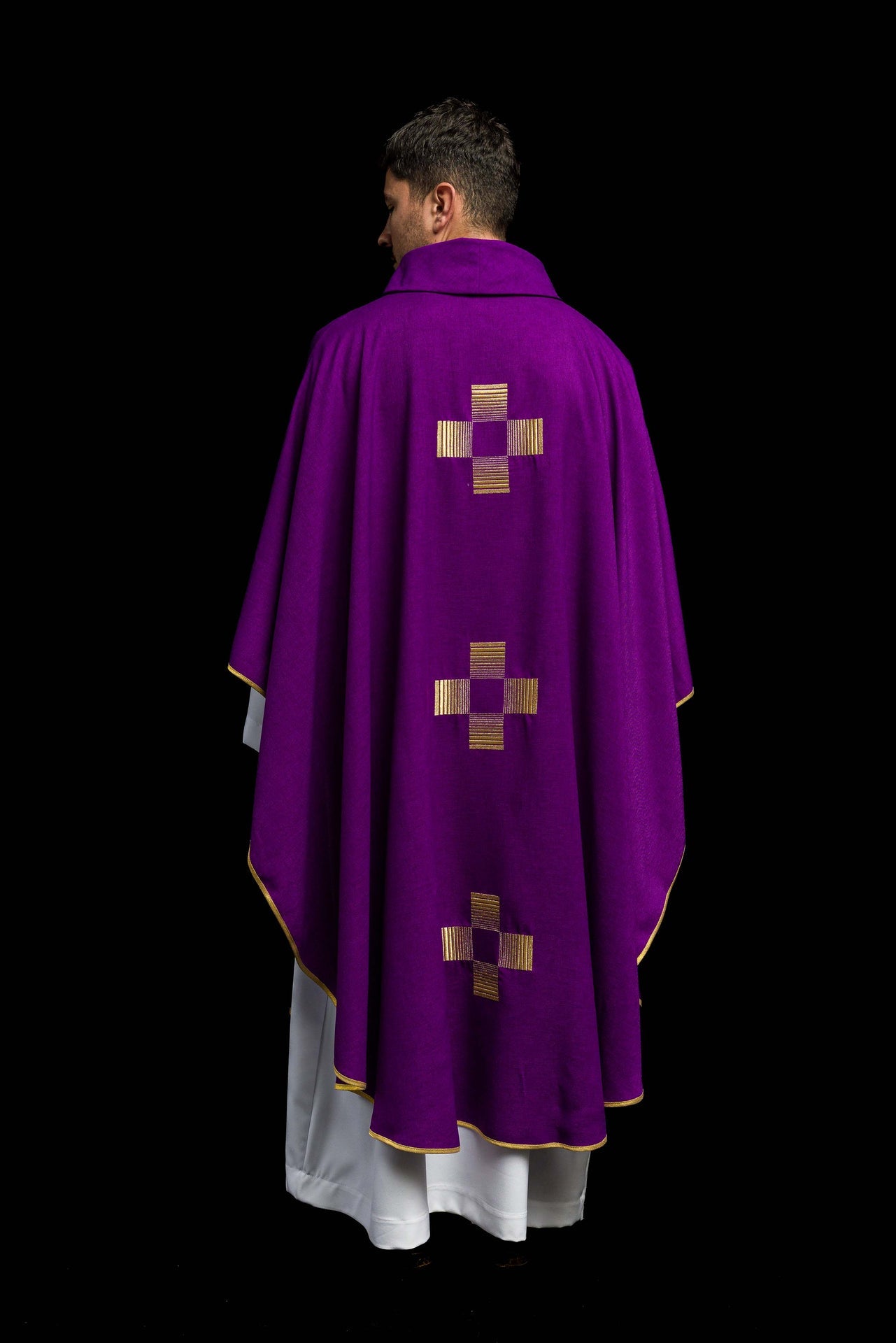 Chasuble with embroidered Crosses in purple