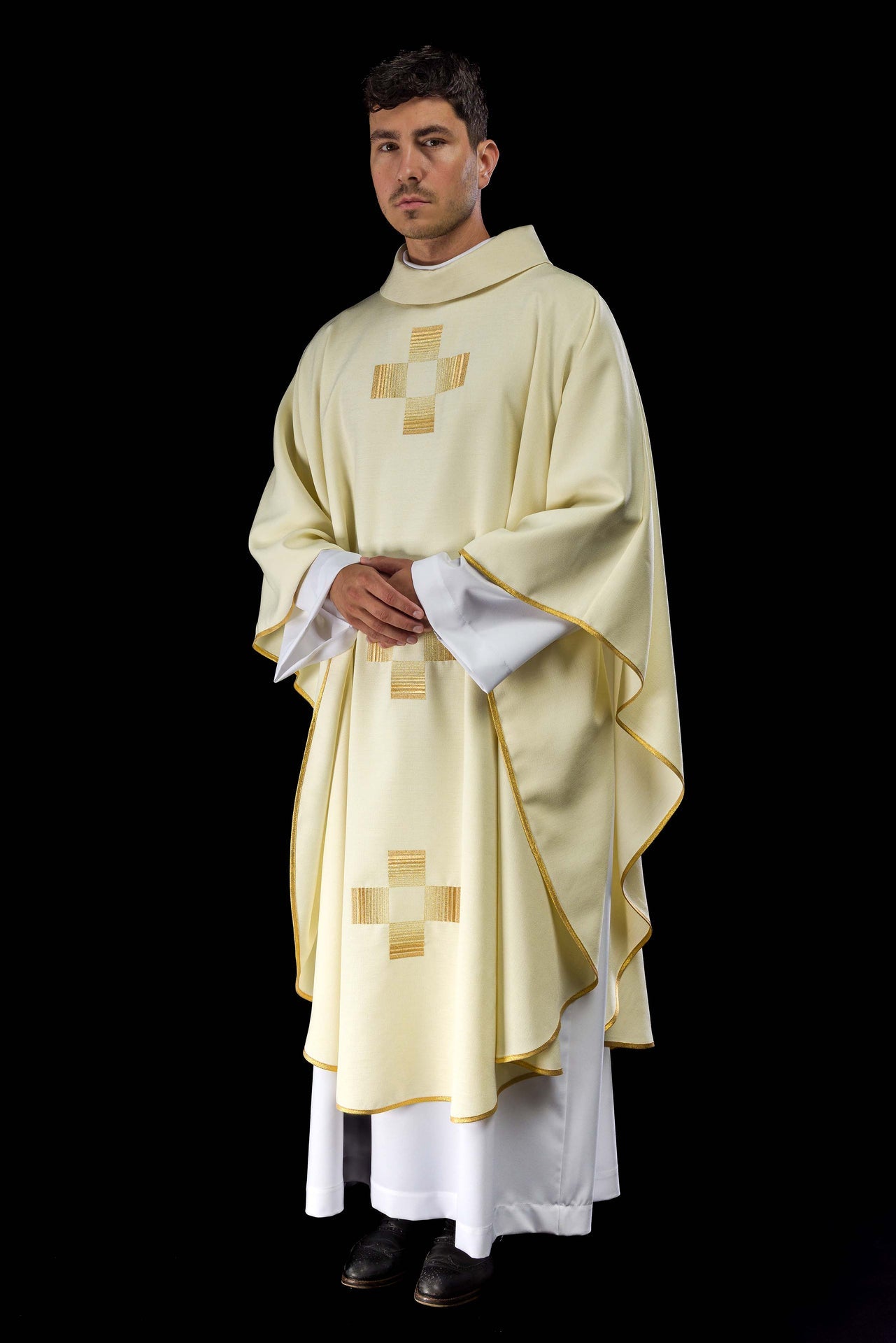 Chasuble with embroidered gold crosses